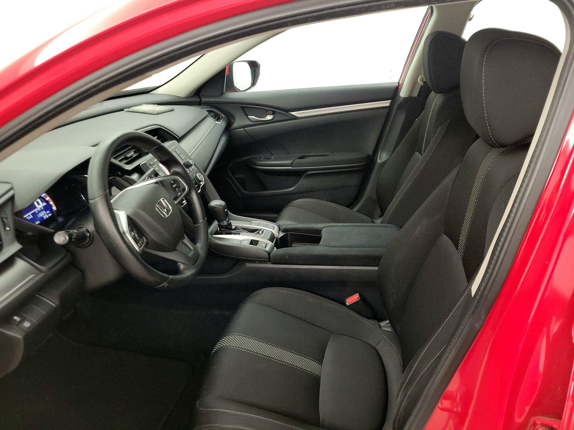 Thumbnail: 2016 Honda Civic - 11