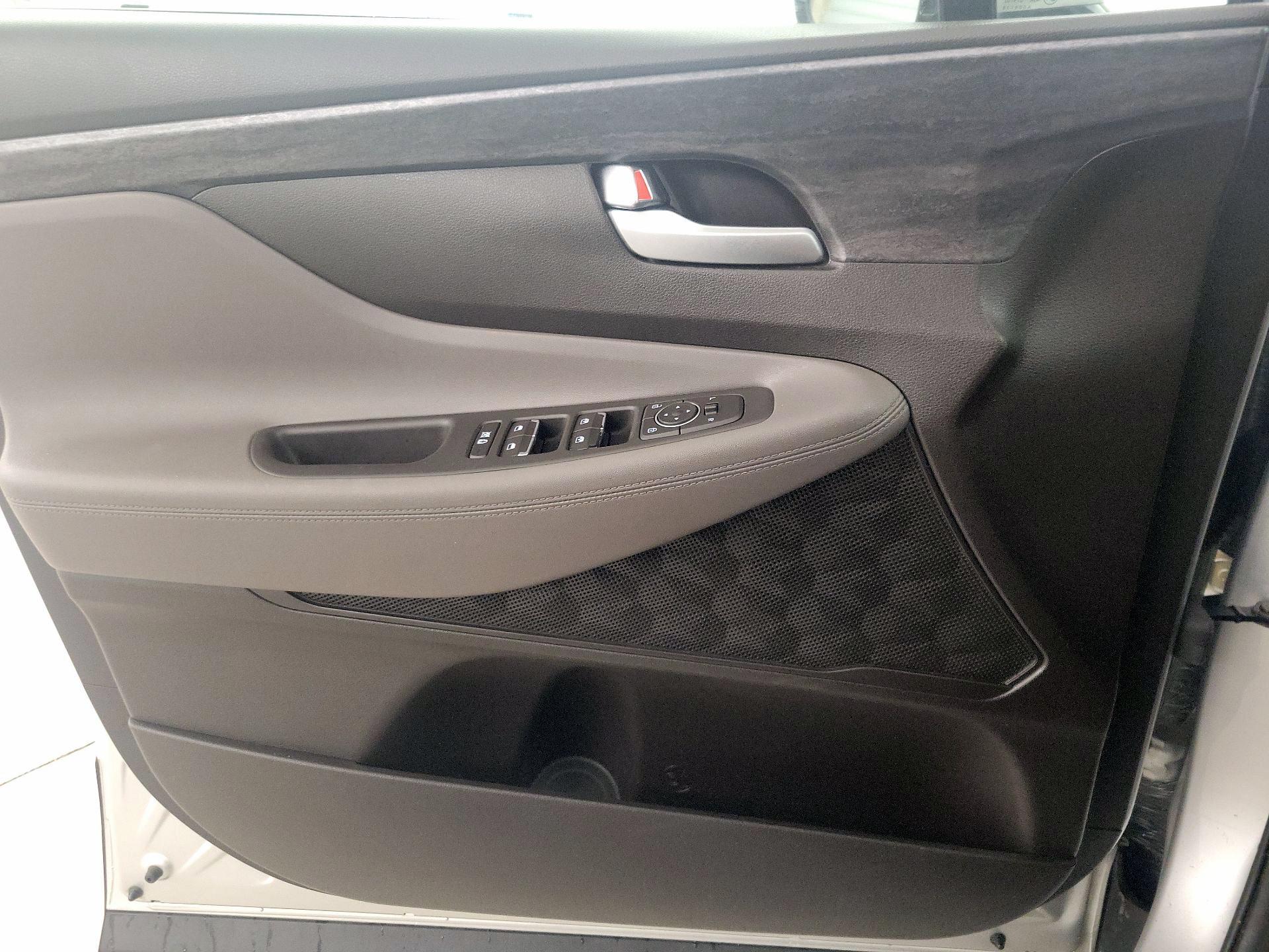 Thumbnail: 2019 Hyundai Santa Fe - 12