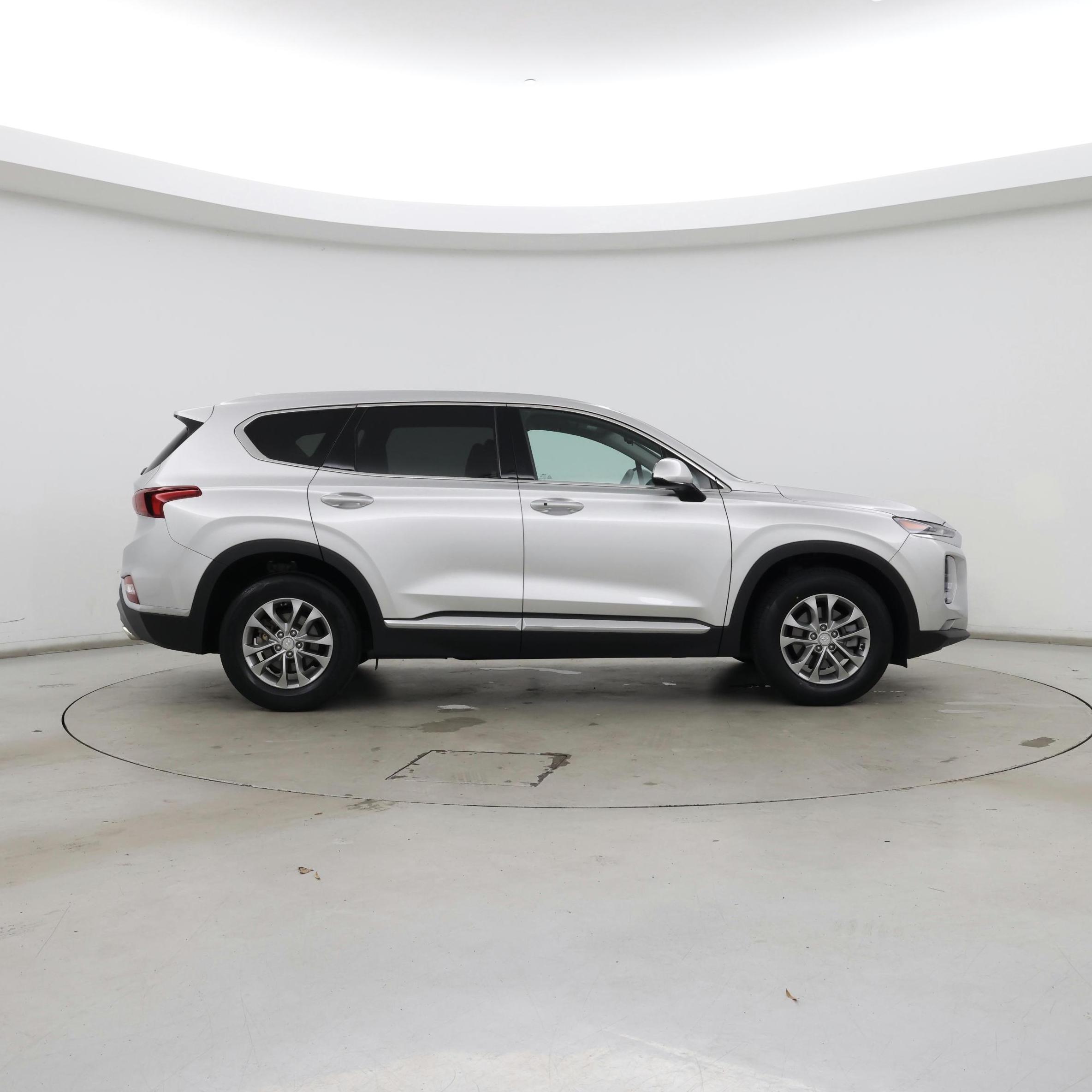 Thumbnail: 2019 Hyundai Santa Fe - 7