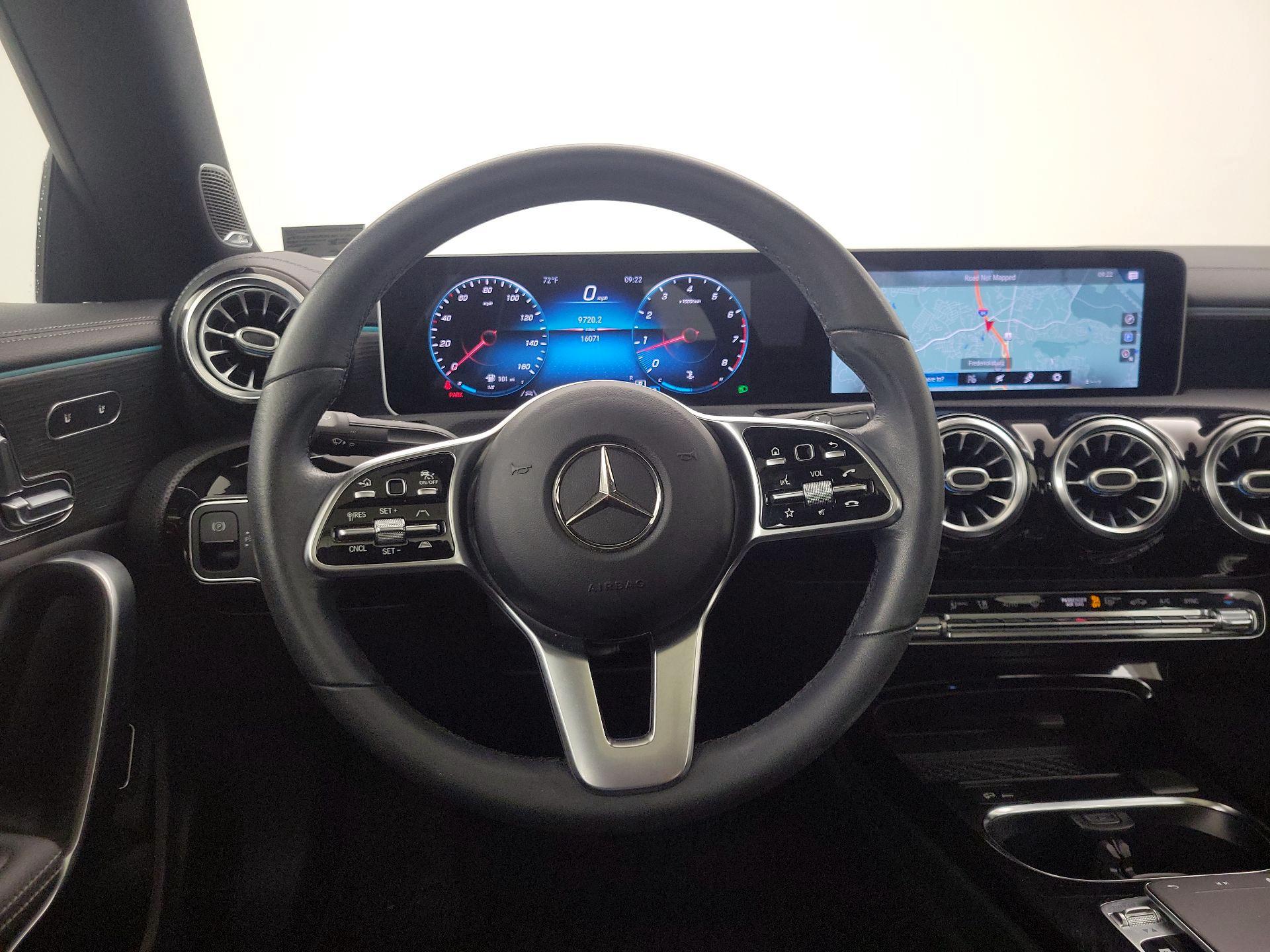 Thumbnail: 2020 Mercedes-Benz CLA - 10