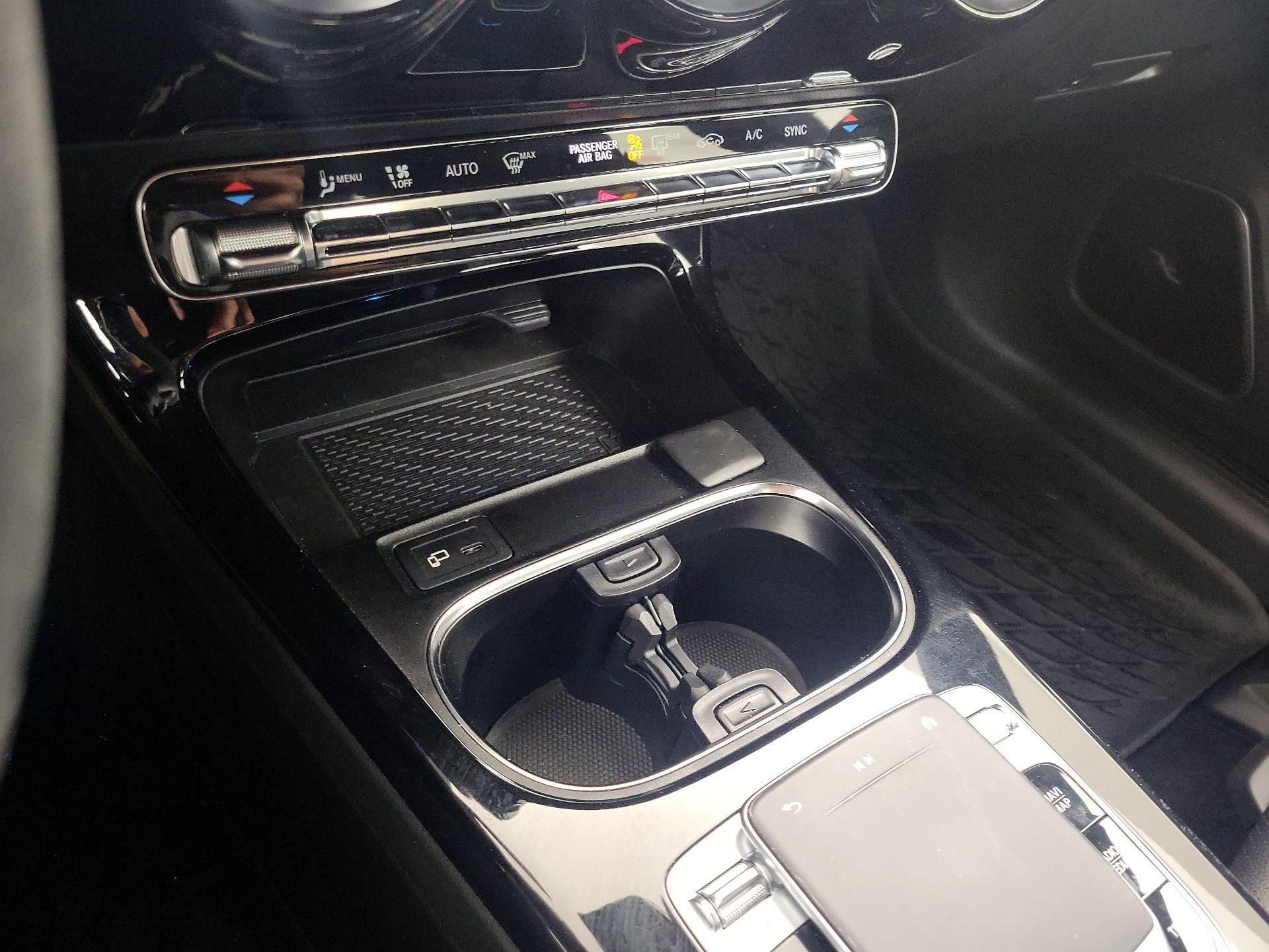 Thumbnail: 2020 Mercedes-Benz CLA - 19