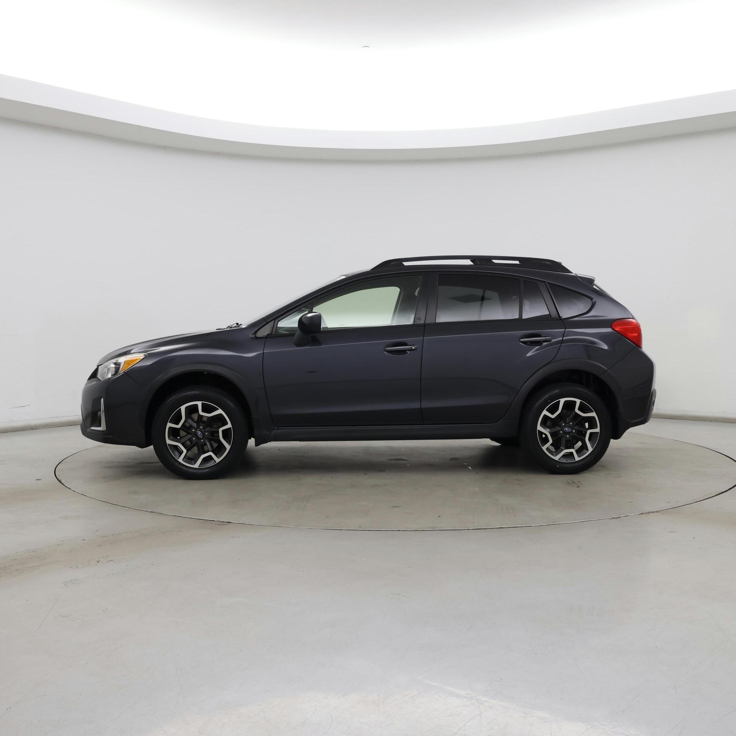 Thumbnail: 2016 Subaru XV Crosstrek - 3
