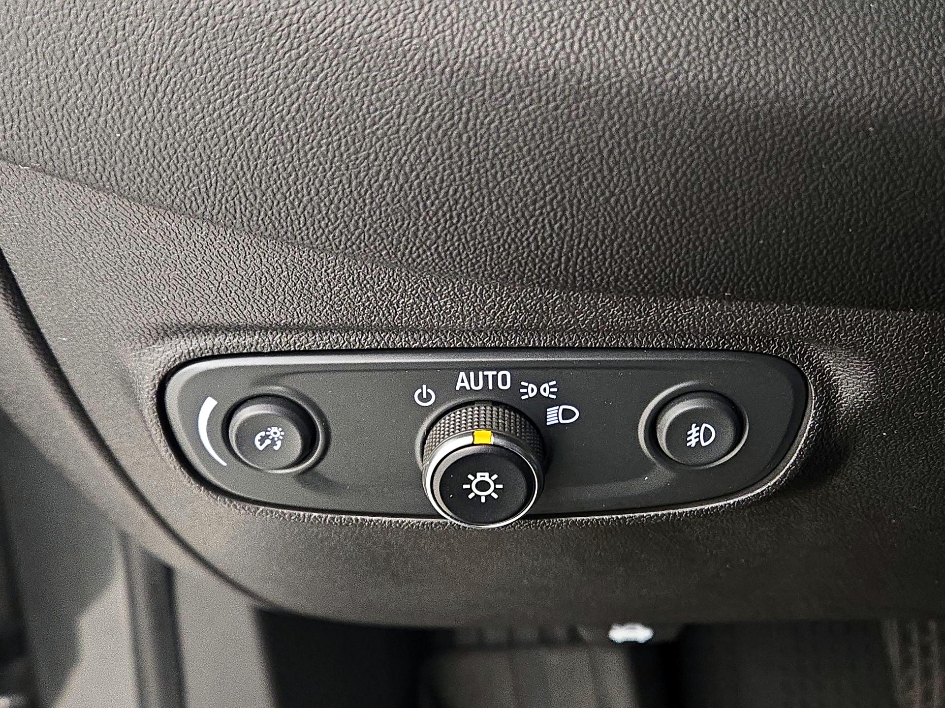 Thumbnail: 2021 Chevrolet Equinox - 13