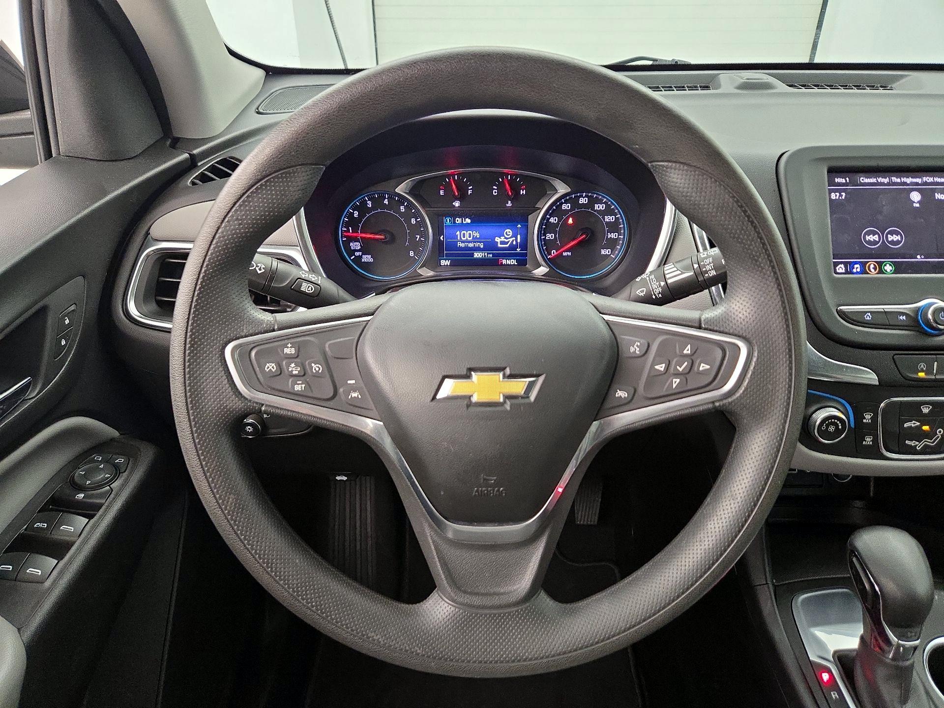 Thumbnail: 2022 Chevrolet Equinox - 10
