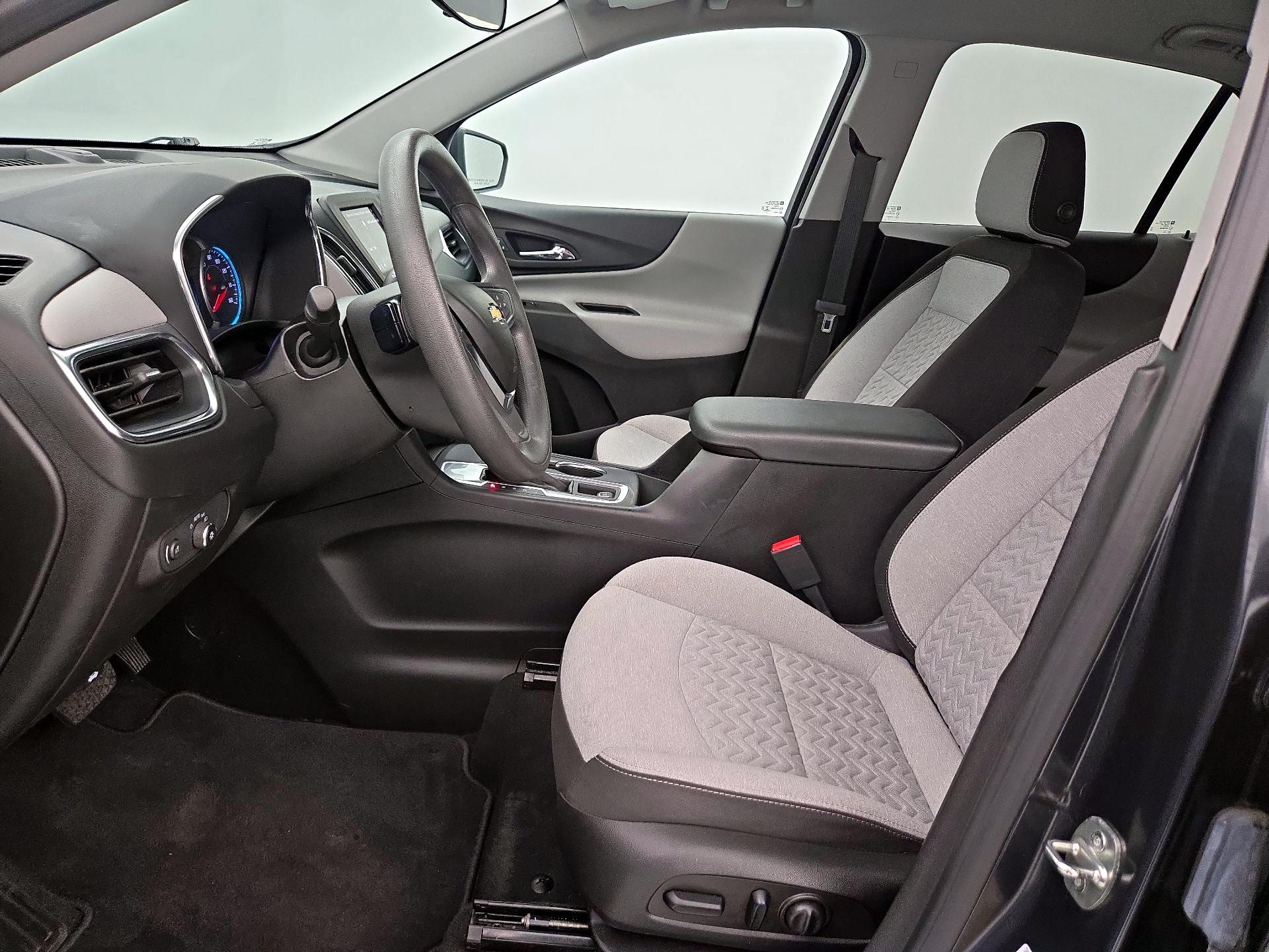 Thumbnail: 2022 Chevrolet Equinox - 11