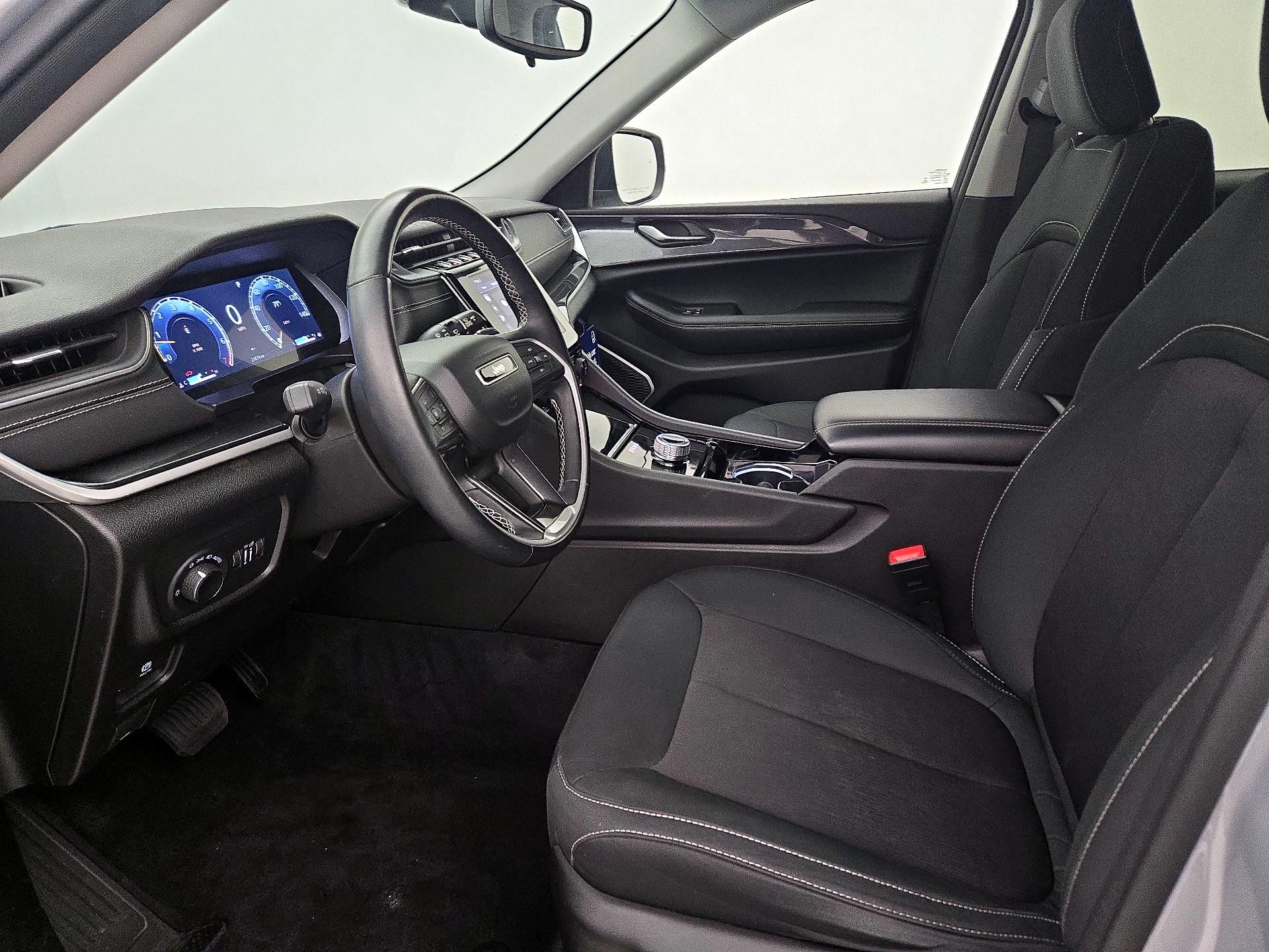 Thumbnail: 2021 Jeep Grand Cherokee L - 11