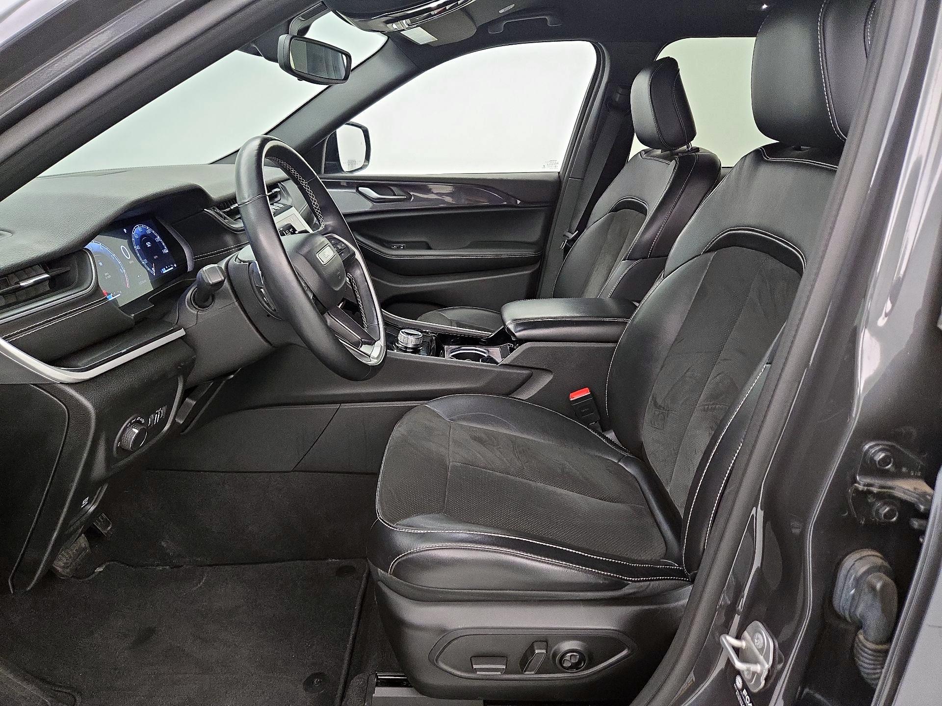 Thumbnail: 2021 Jeep Grand Cherokee L - 9