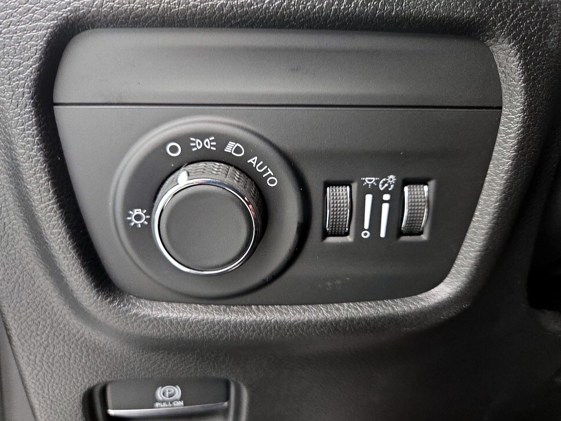 Thumbnail: 2021 Jeep Grand Cherokee L - 11