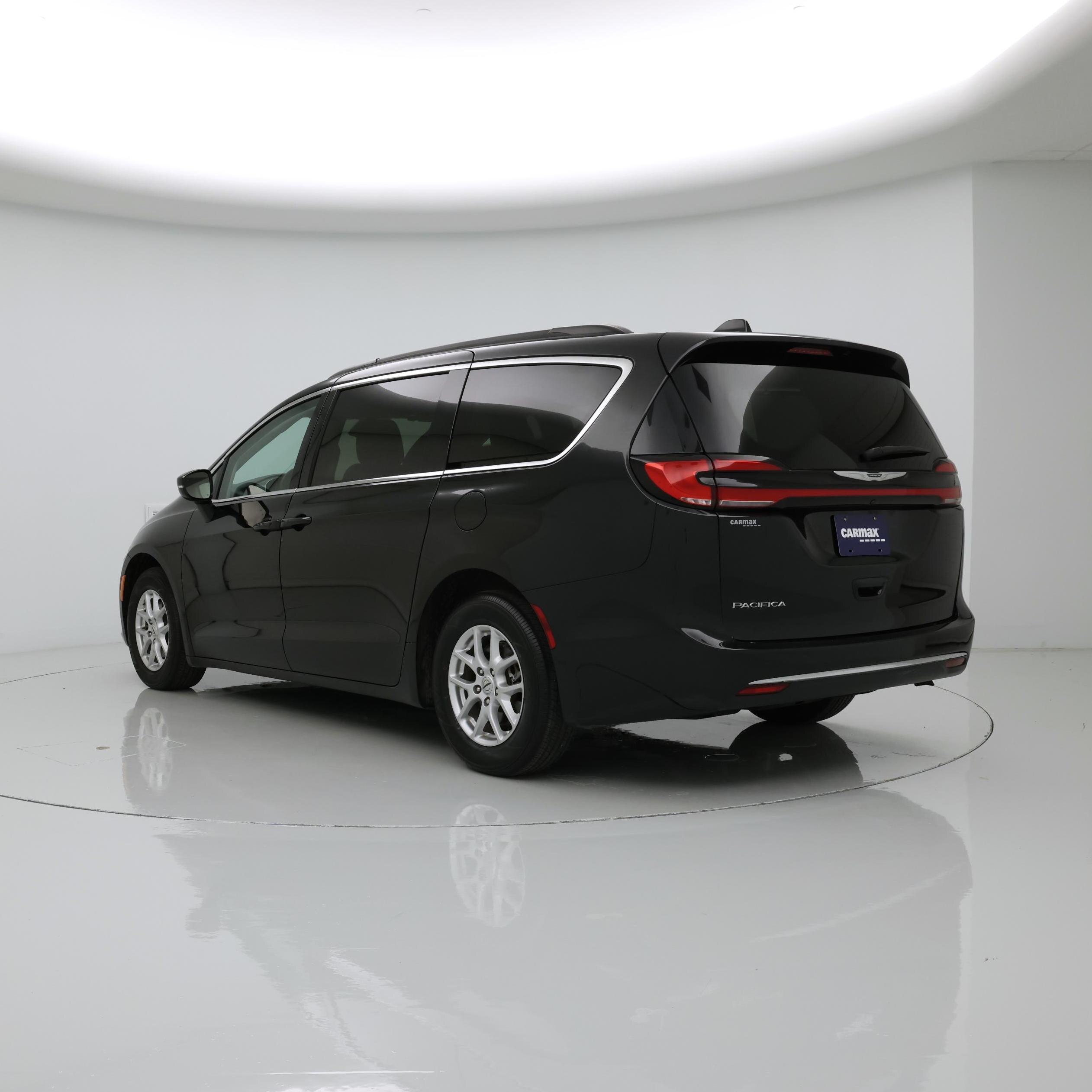 Thumbnail: 2022 Chrysler Pacifica - 2