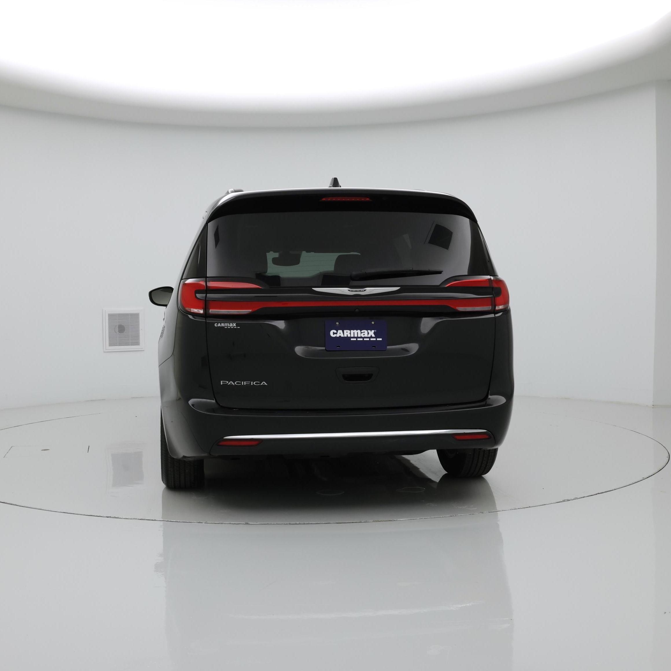 Thumbnail: 2022 Chrysler Pacifica - 6