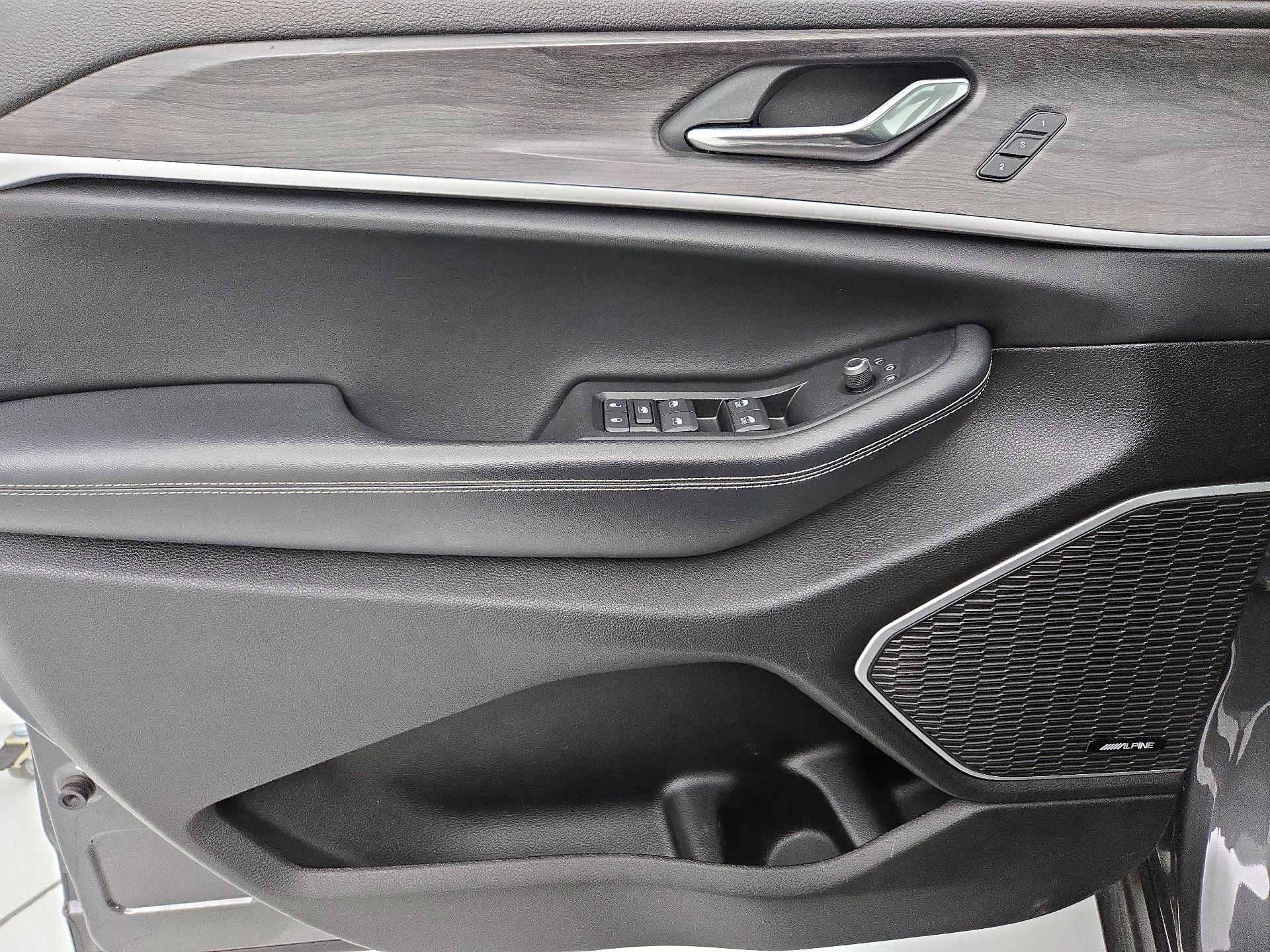 Thumbnail: 2022 Jeep Grand Cherokee L - 12