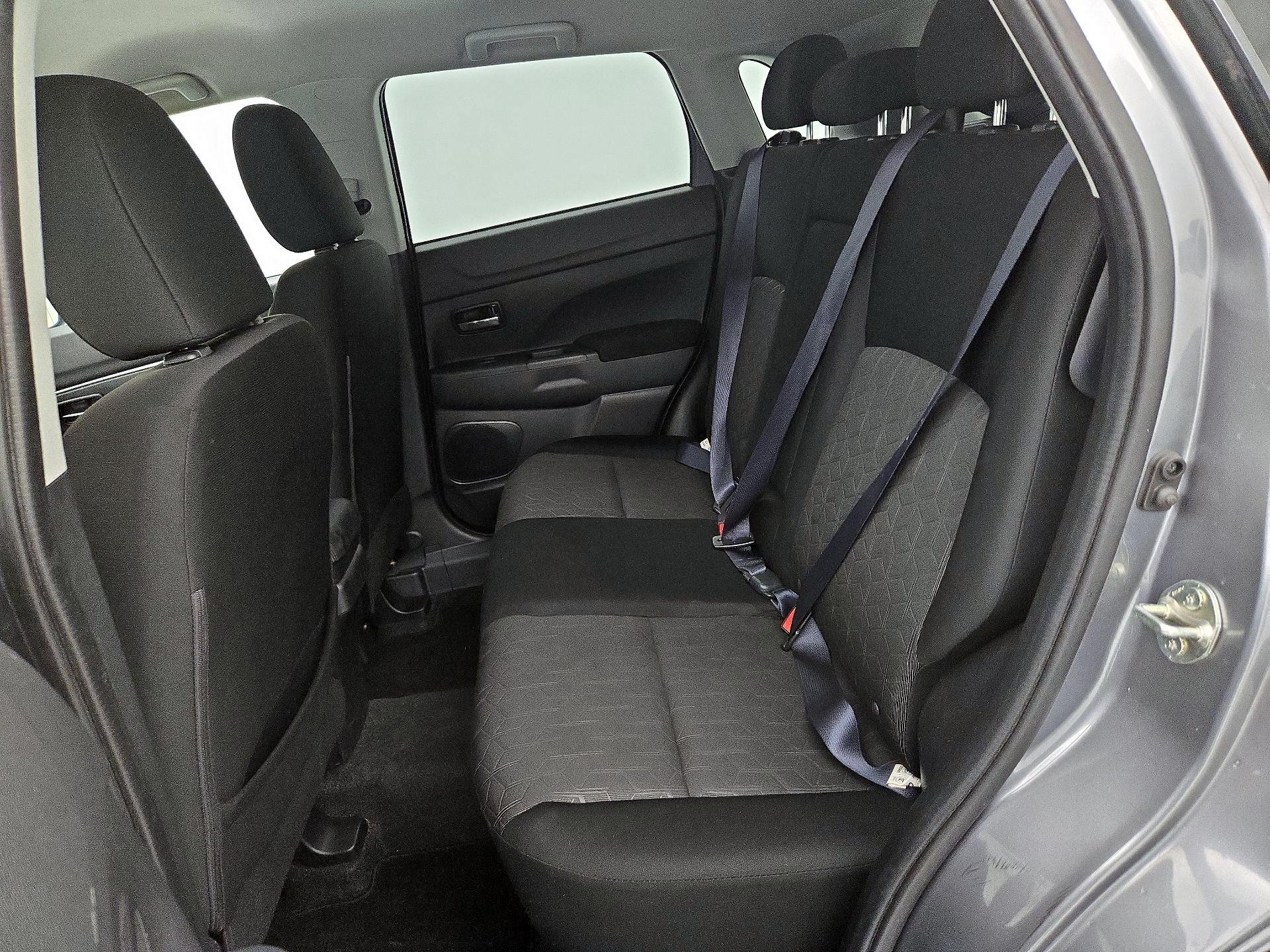 Thumbnail: 2021 Mitsubishi Outlander Sport - 19