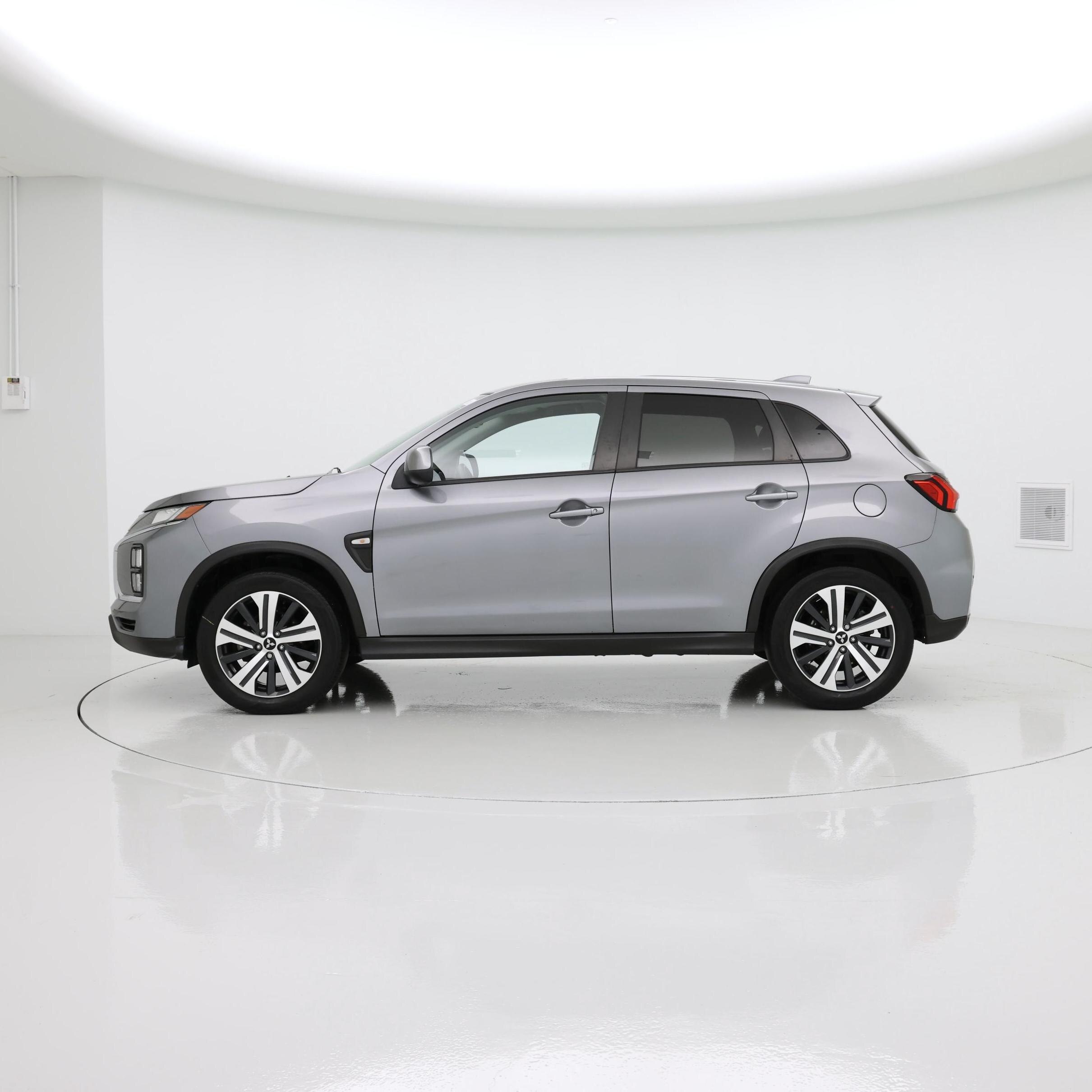 Thumbnail: 2021 Mitsubishi Outlander Sport - 3