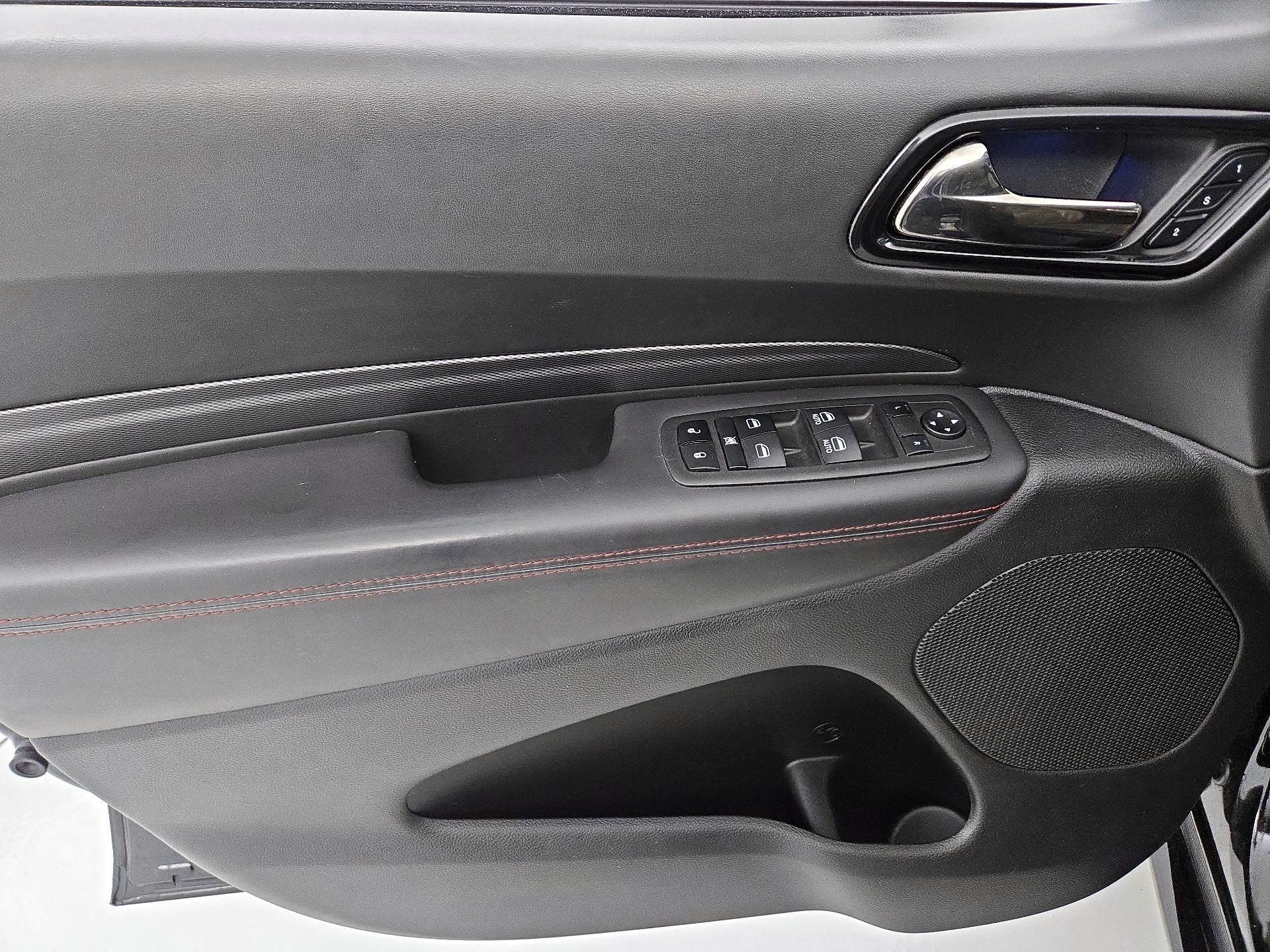 Thumbnail: 2023 Dodge Durango - 12