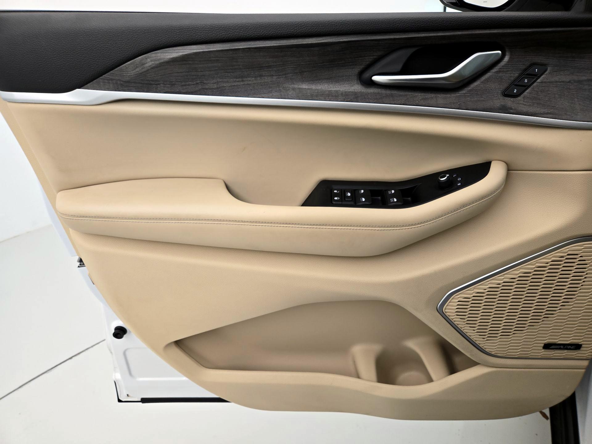 Thumbnail: 2022 Jeep Grand Cherokee L - 12