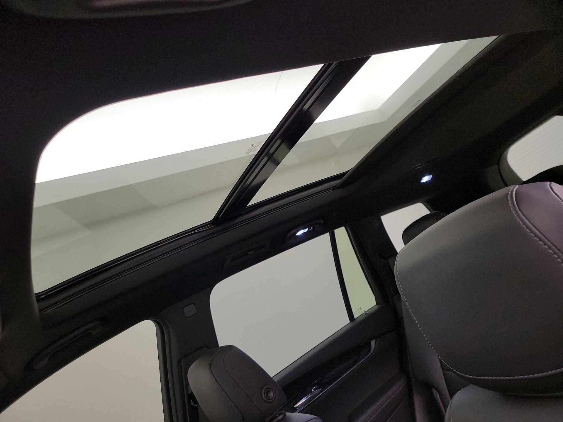 Thumbnail: 2020 Cadillac XT6 - 19