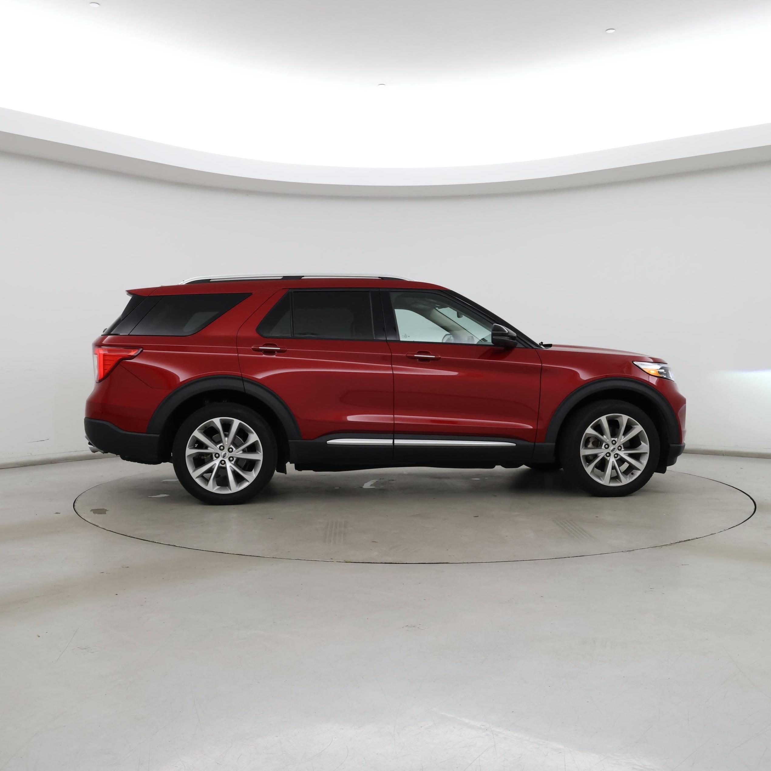 Thumbnail: 2022 Ford Explorer - 7