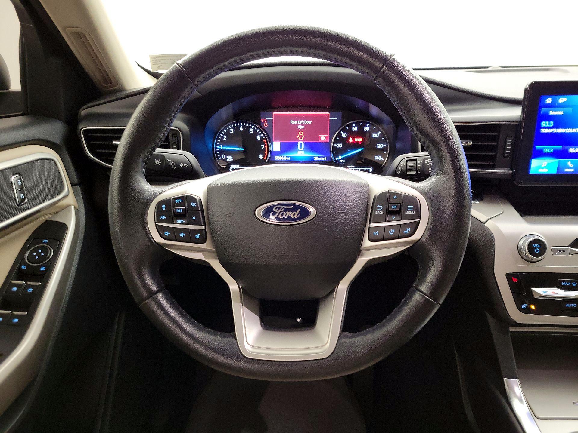 Thumbnail: 2022 Ford Explorer - 10