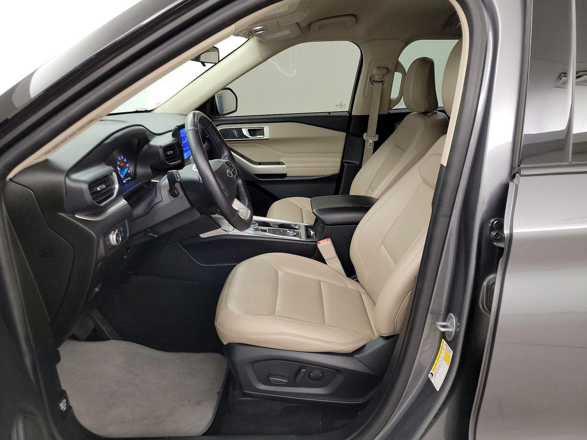 Thumbnail: 2022 Ford Explorer - 11