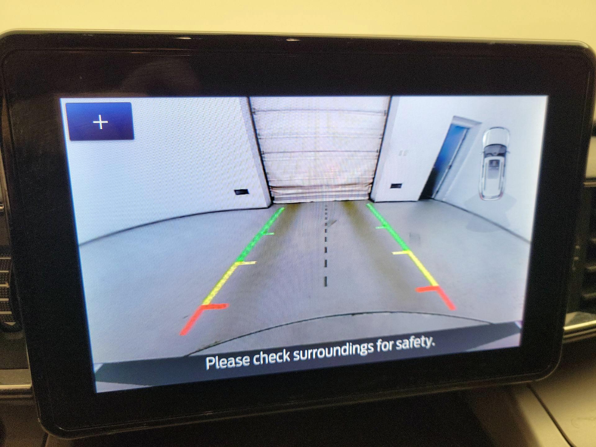 Thumbnail: 2022 Ford Explorer - 15