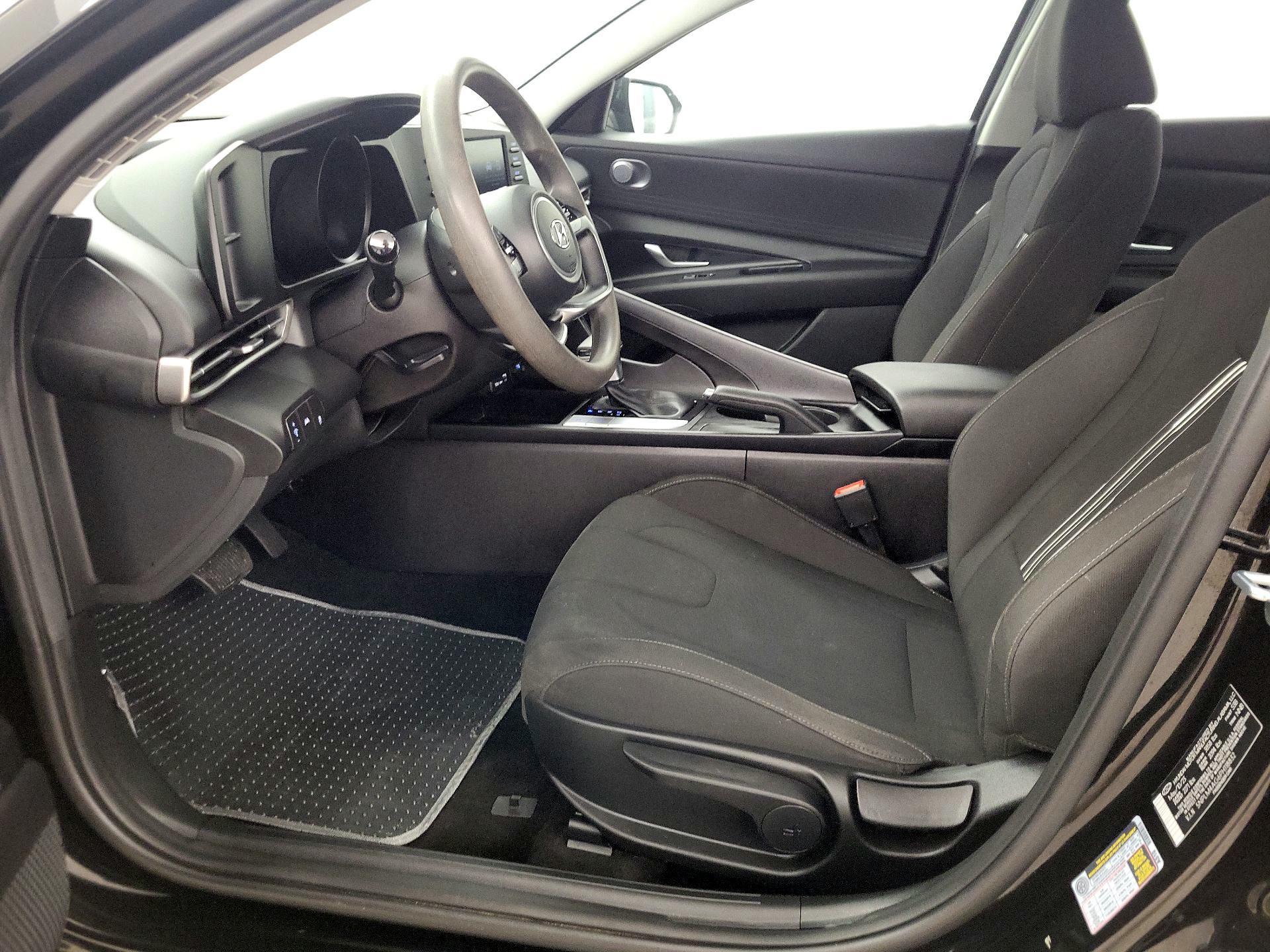 Thumbnail: 2023 Hyundai Elantra - 11
