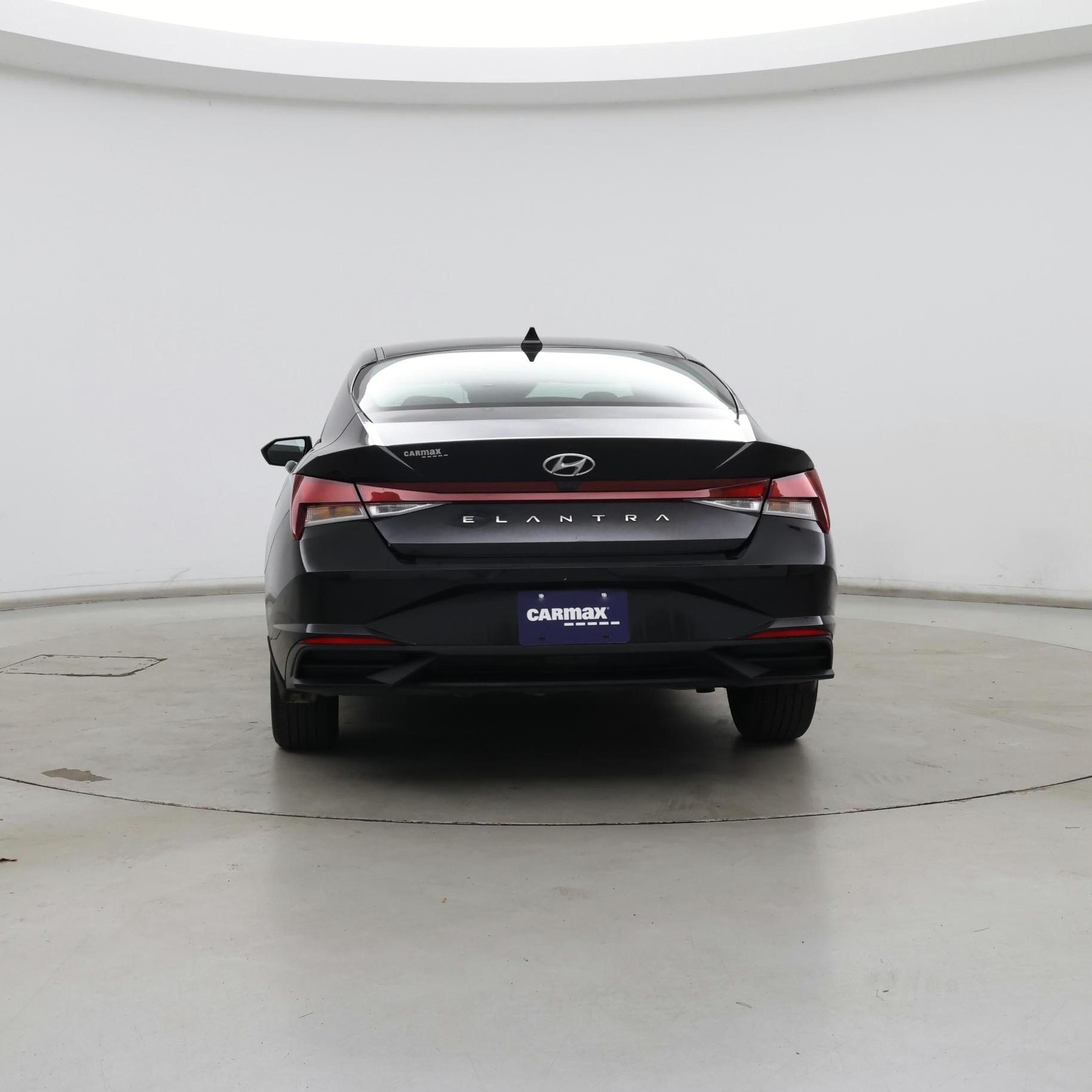 Thumbnail: 2023 Hyundai Elantra - 6