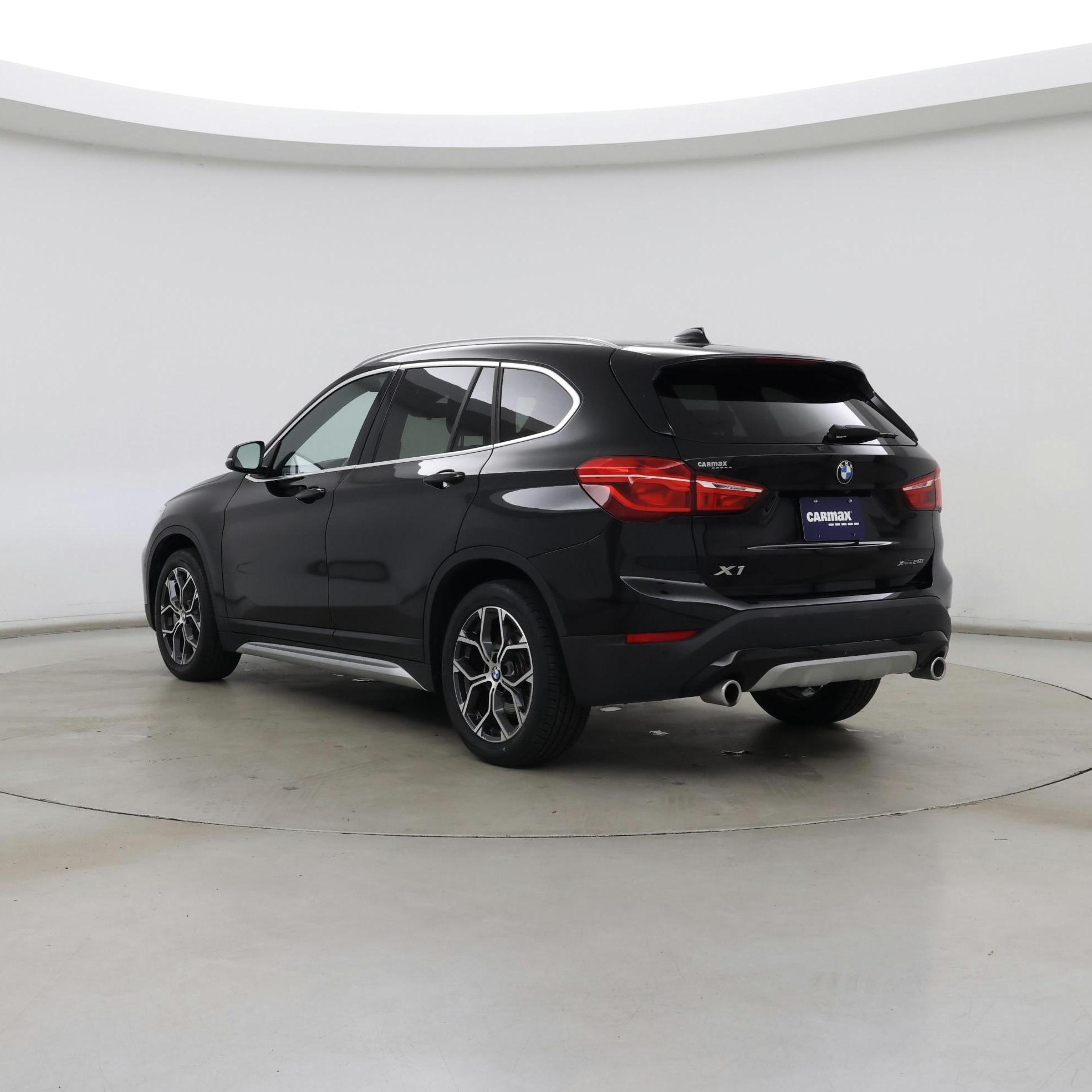 Thumbnail: 2022 BMW X1 - 2