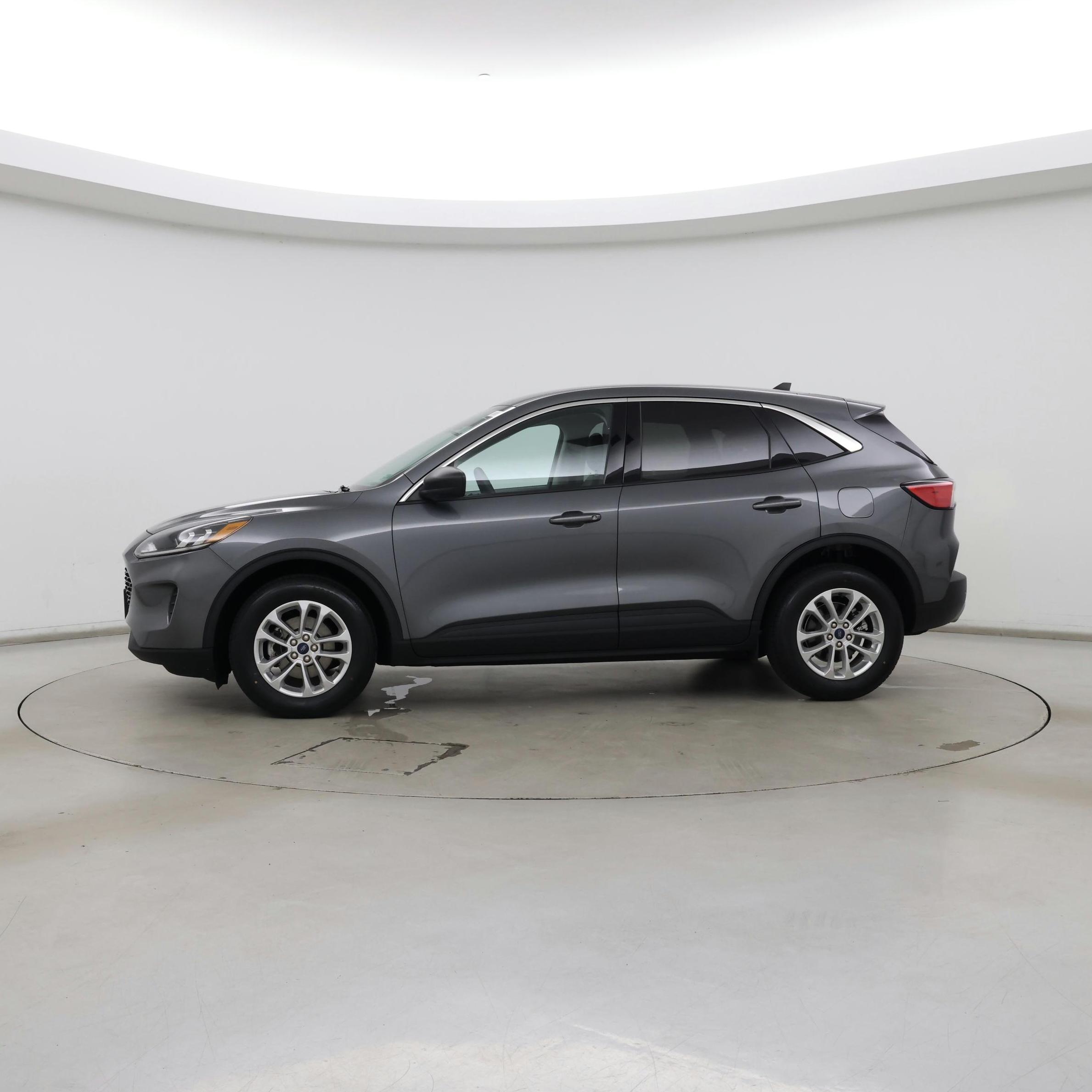 Thumbnail: 2022 Ford Escape - 3