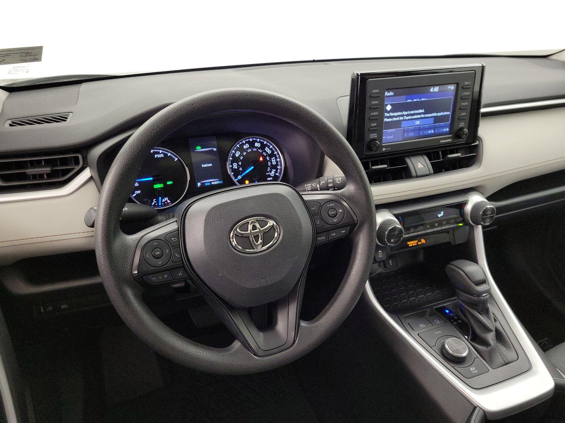 Thumbnail: 2022 Toyota RAV4 - 9