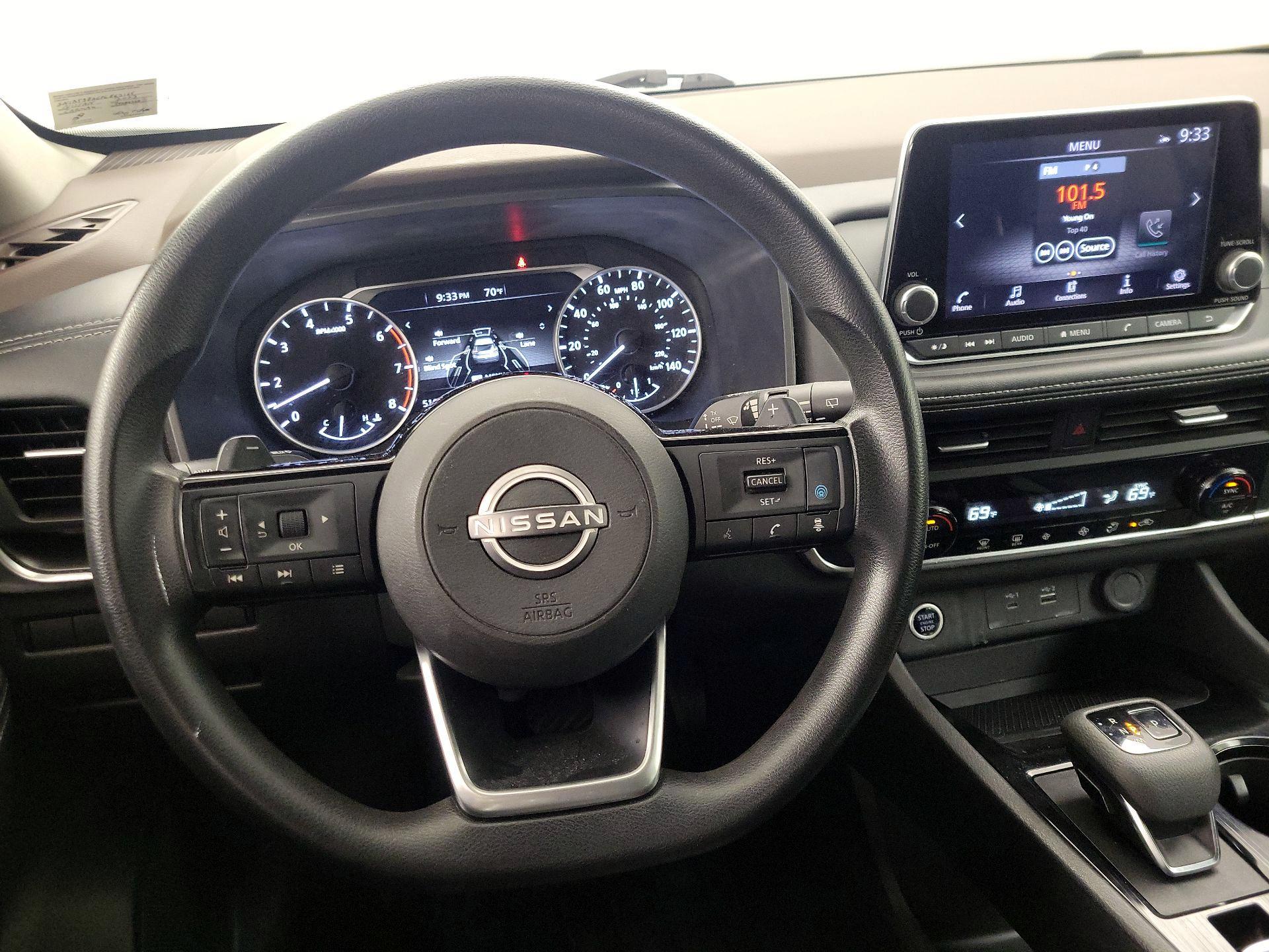 Thumbnail: 2023 Nissan Rogue - 10