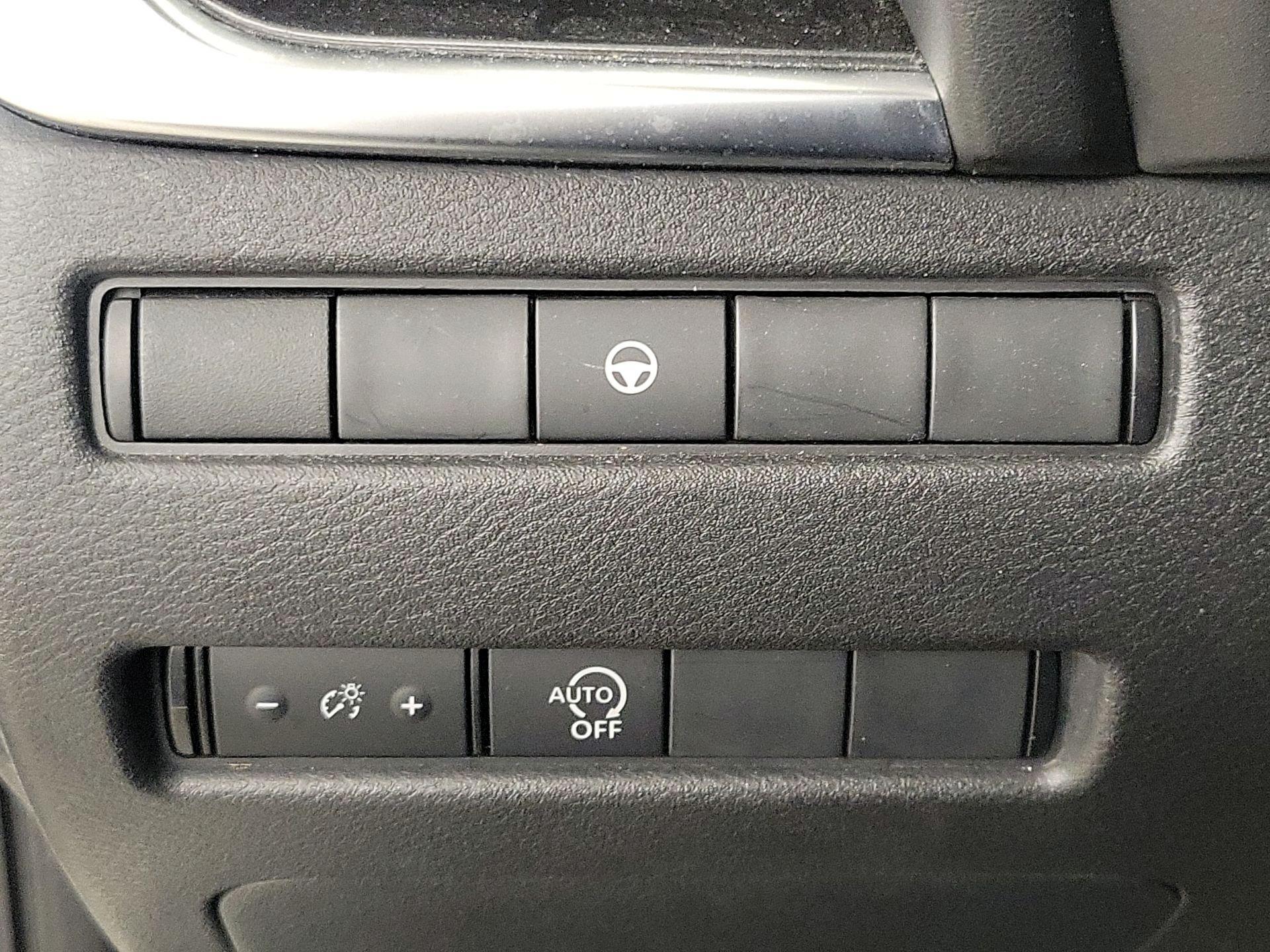 Thumbnail: 2023 Nissan Rogue - 13