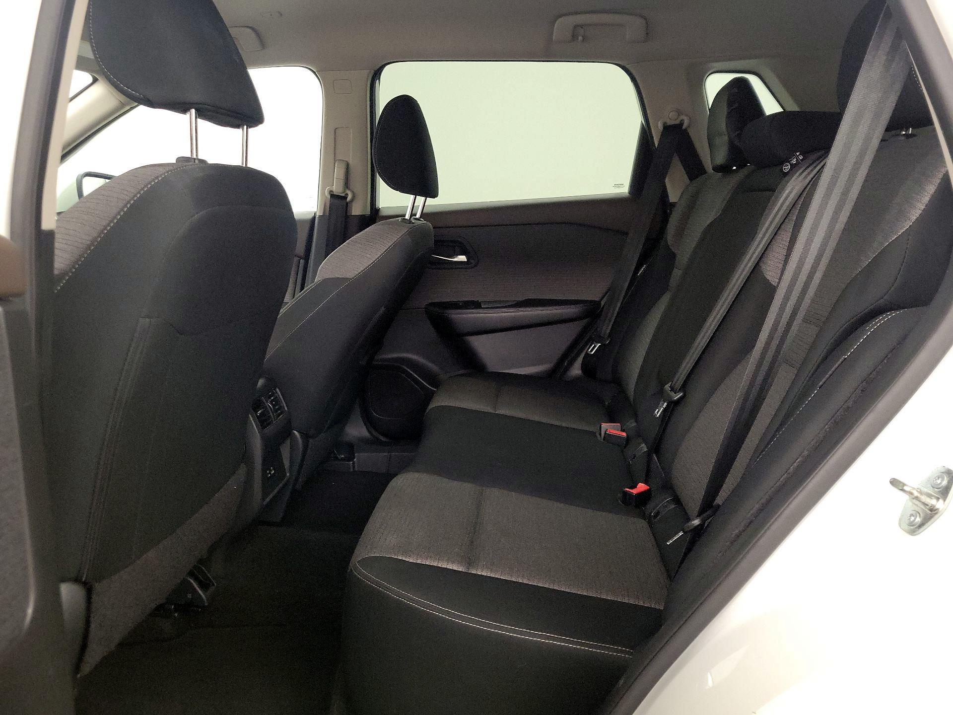 Thumbnail: 2023 Nissan Rogue - 19