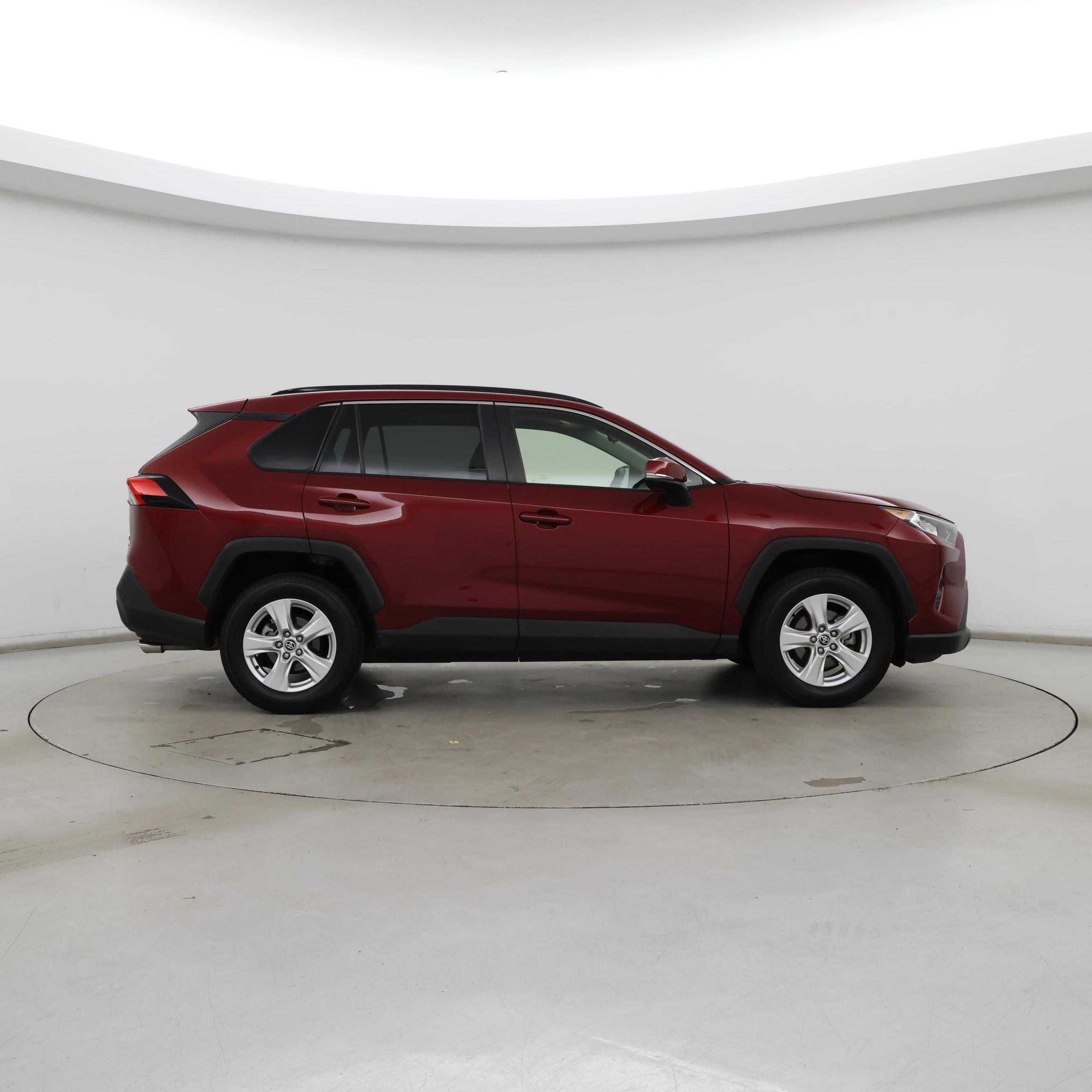 Thumbnail: 2020 Toyota RAV4 - 7
