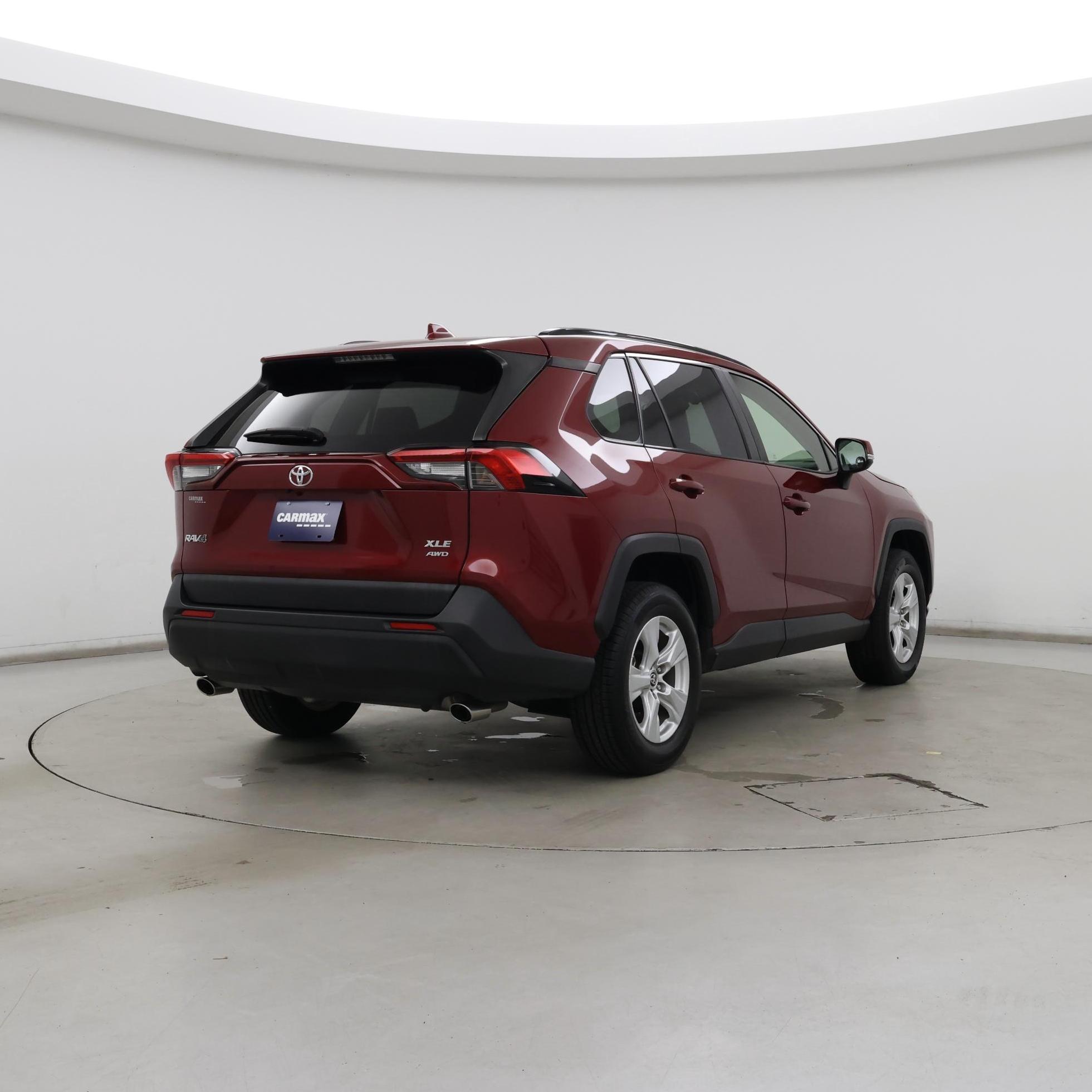 Thumbnail: 2020 Toyota RAV4 - 8