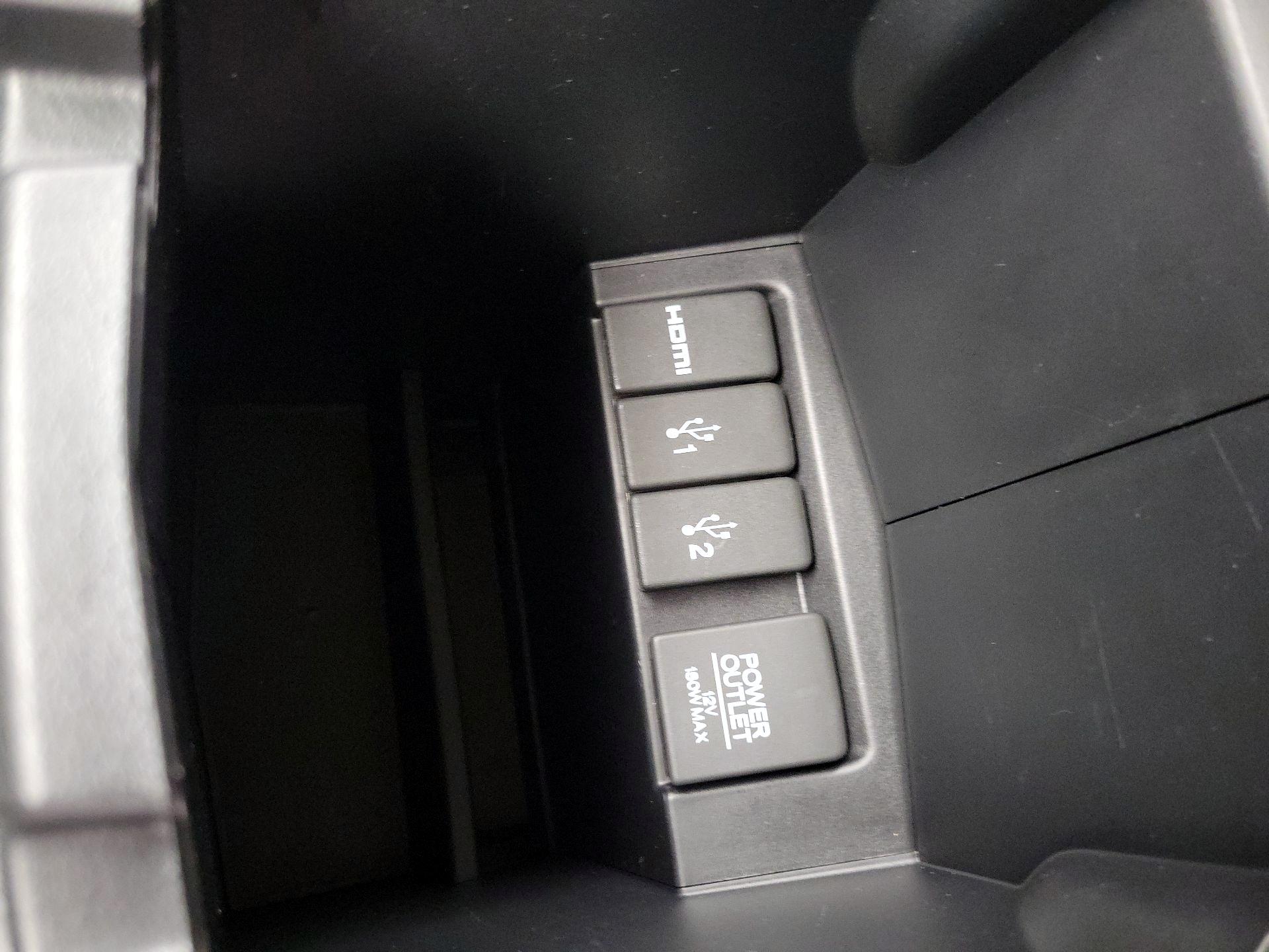 Thumbnail: 2016 Honda CR-V - 18