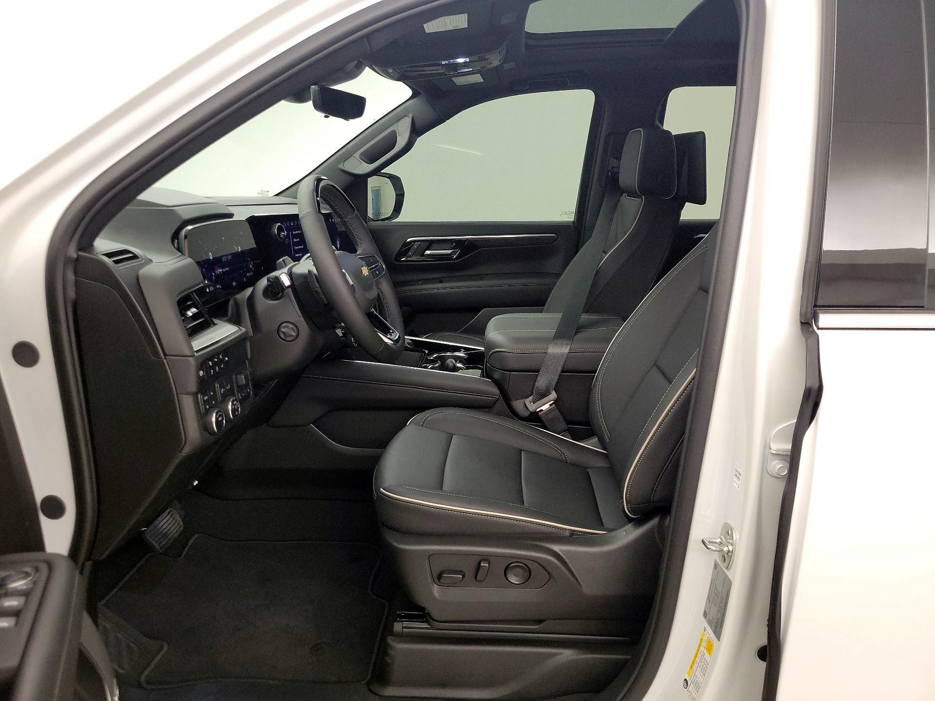 Thumbnail: 2025 Chevrolet Tahoe - 11