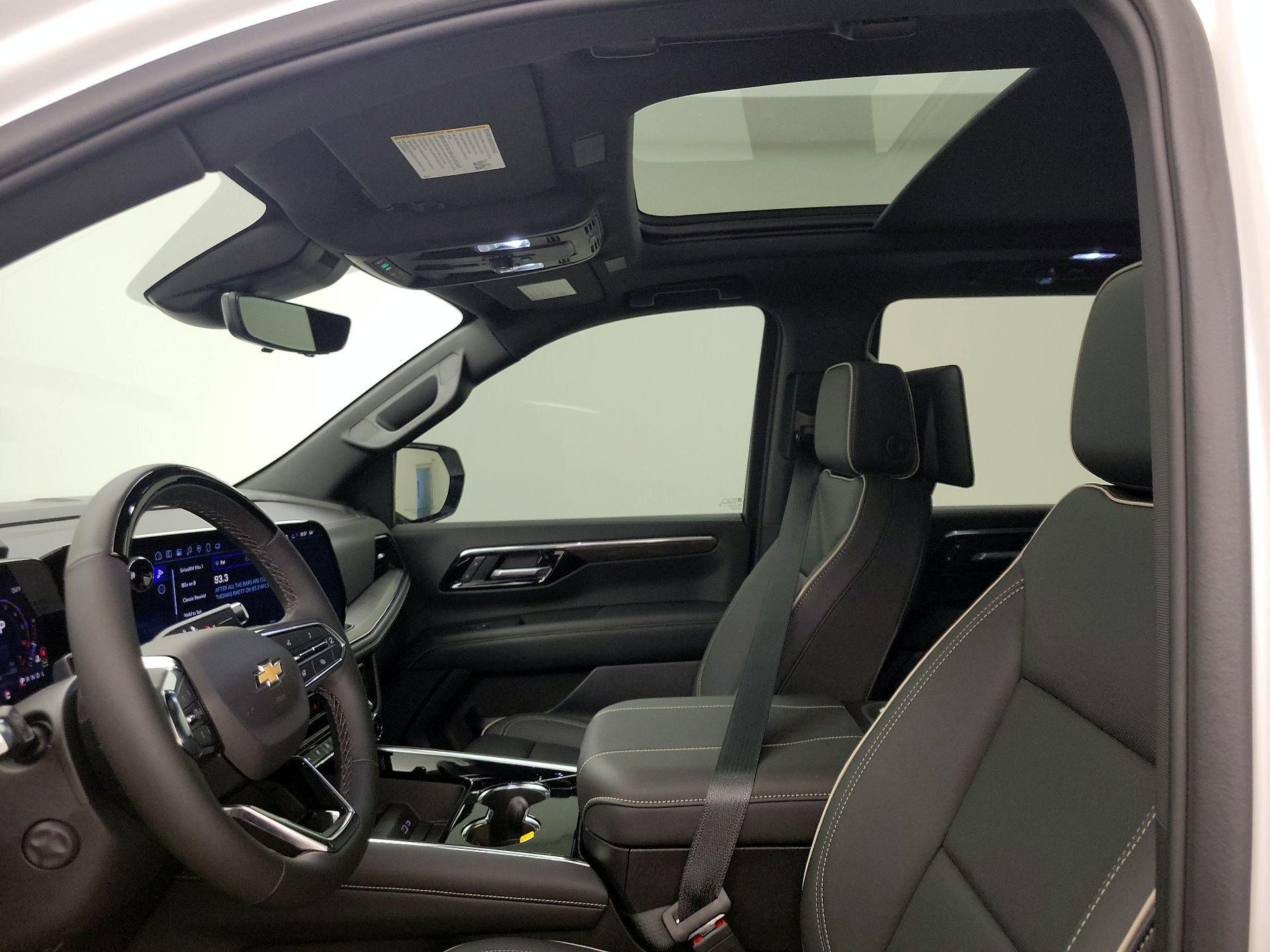 Thumbnail: 2025 Chevrolet Tahoe - 19