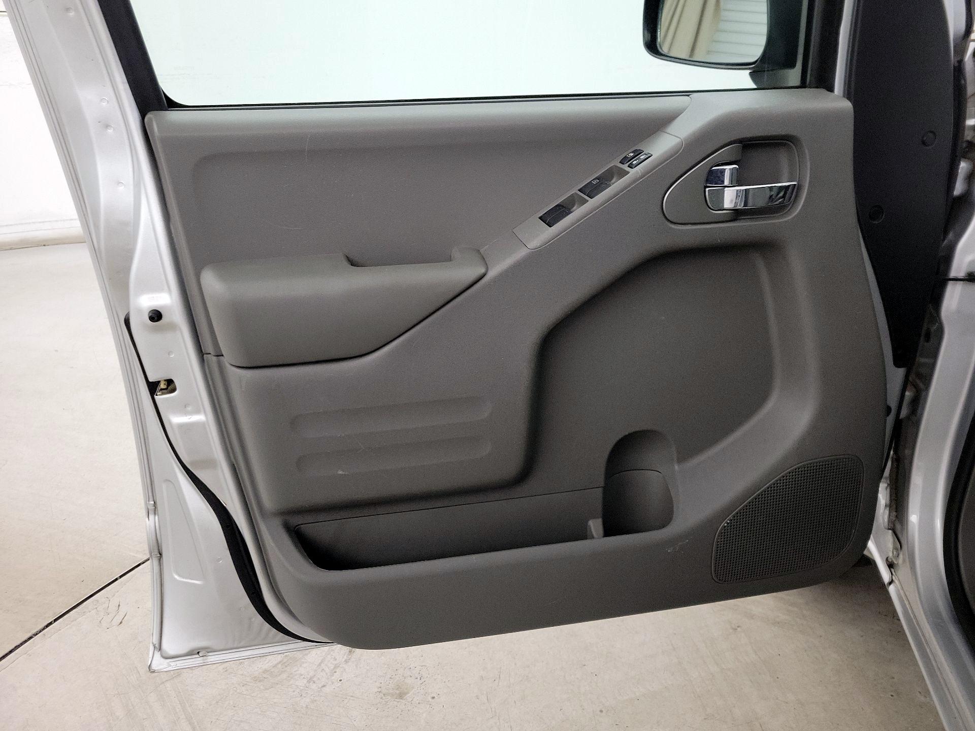 Thumbnail: 2016 Nissan Frontier - 12