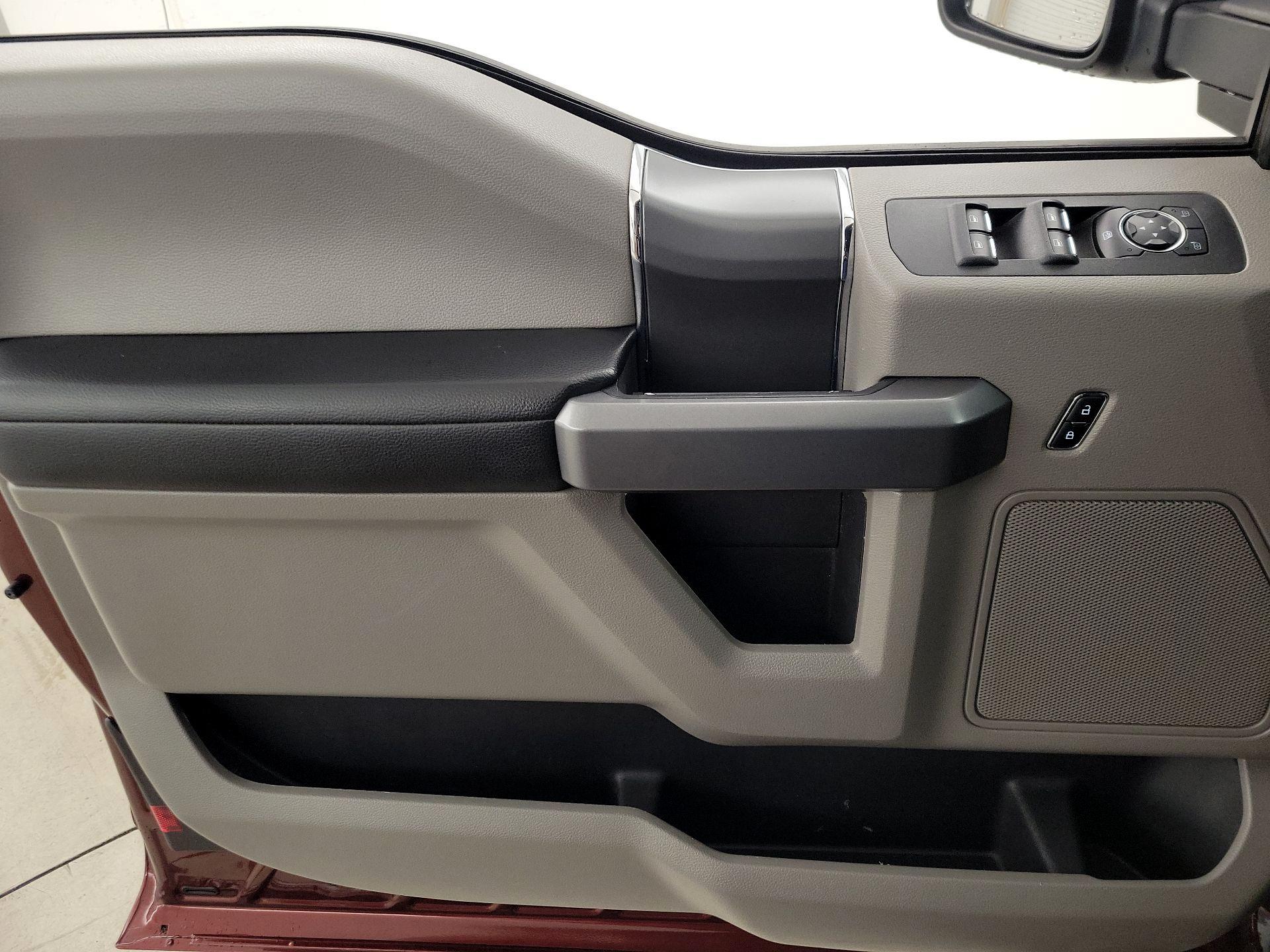 Thumbnail: 2016 Ford F-150 - 12