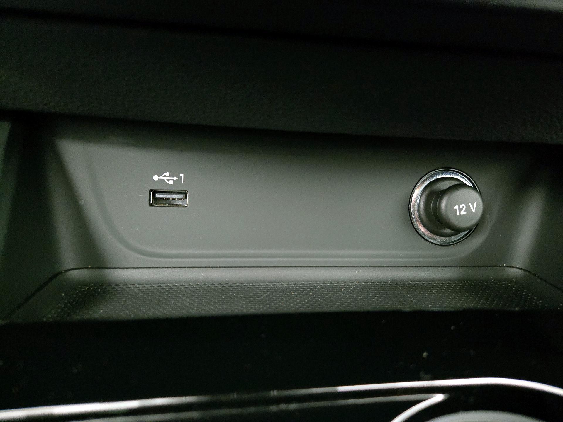 Thumbnail: 2022 Audi A4 - 18