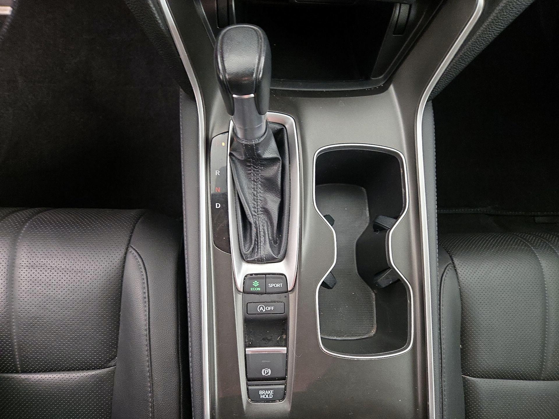 Thumbnail: 2022 Honda Accord - 17