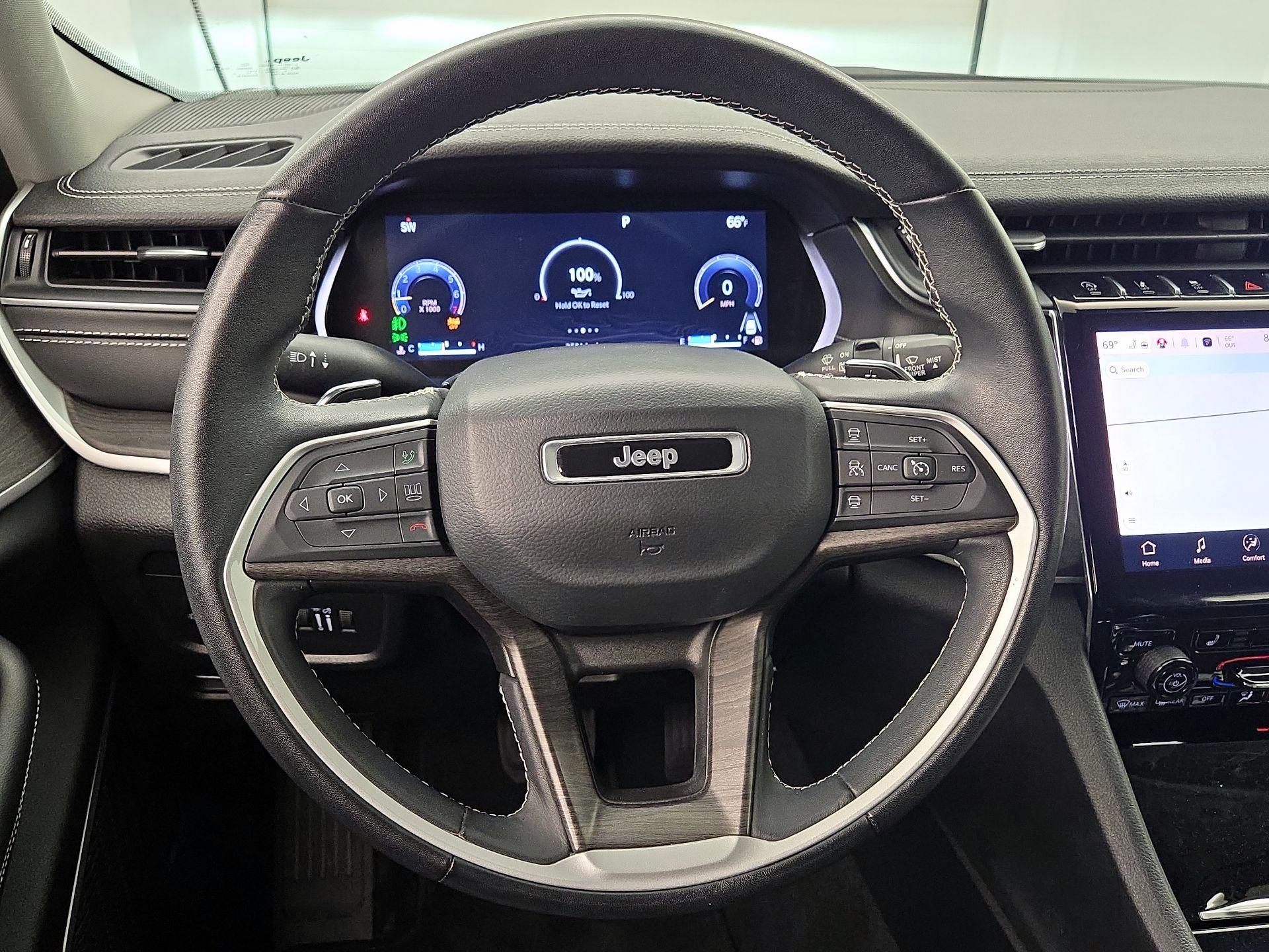 Thumbnail: 2022 Jeep Grand Cherokee L - 10