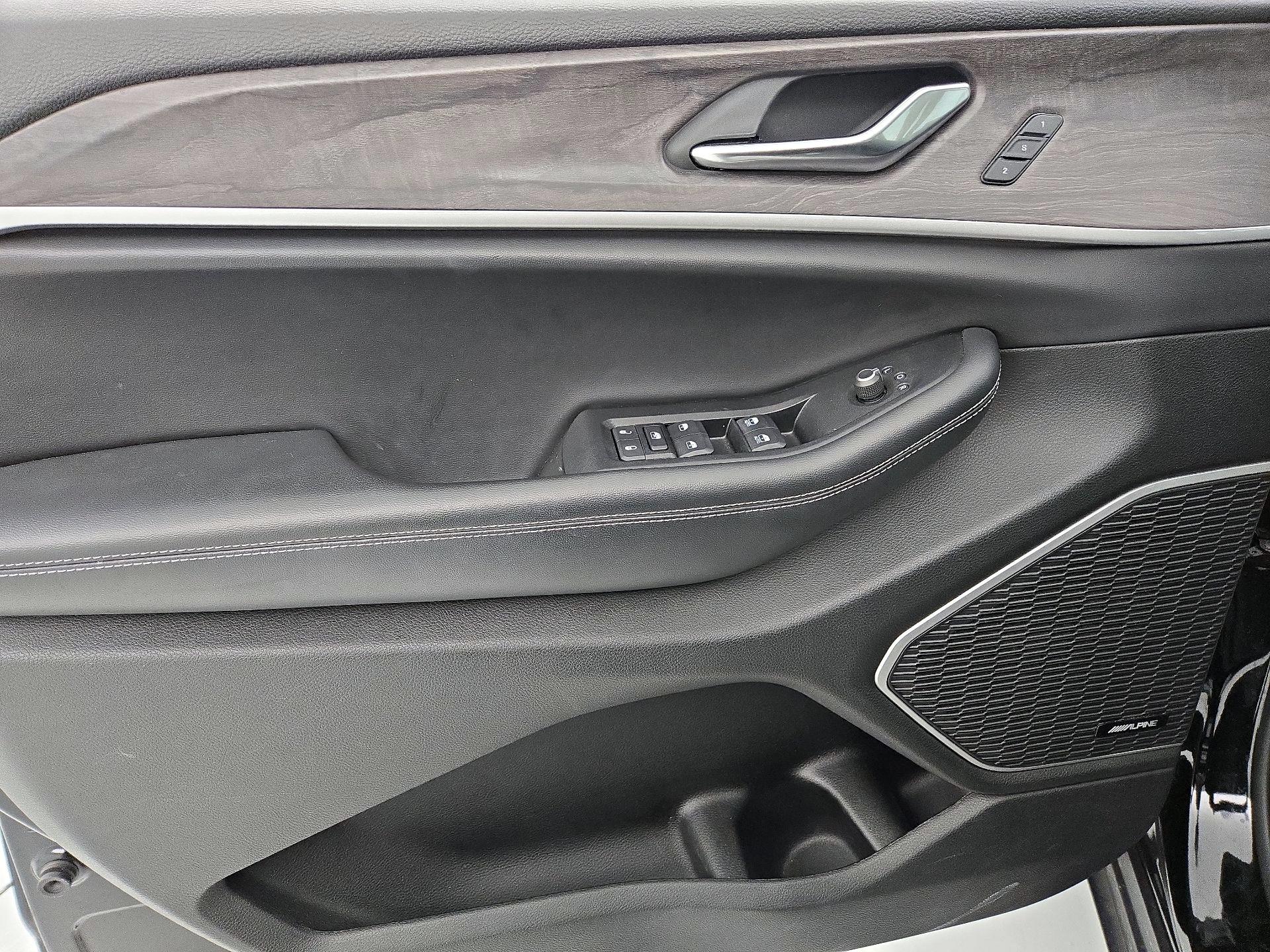 Thumbnail: 2022 Jeep Grand Cherokee L - 12