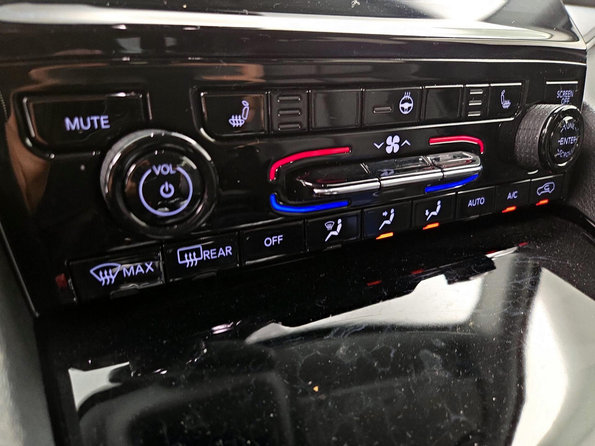 Thumbnail: 2022 Jeep Grand Cherokee L - 17