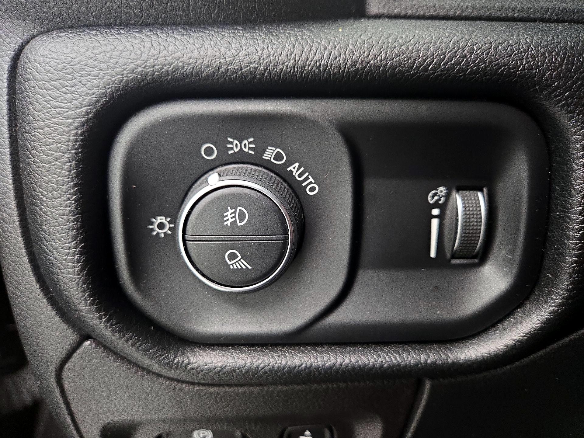 Thumbnail: 2022 RAM 1500 - 13