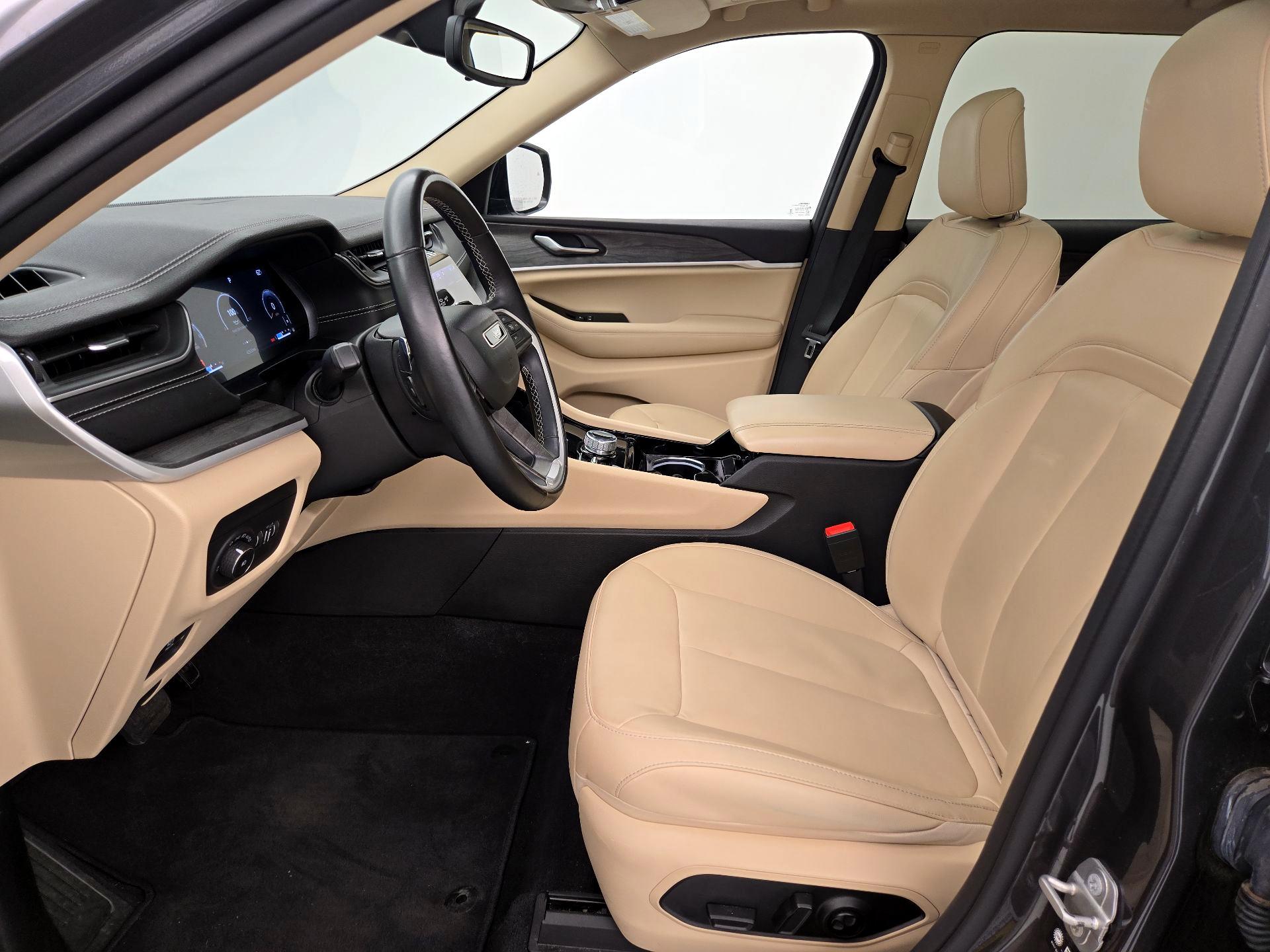Thumbnail: 2021 Jeep Grand Cherokee L - 11