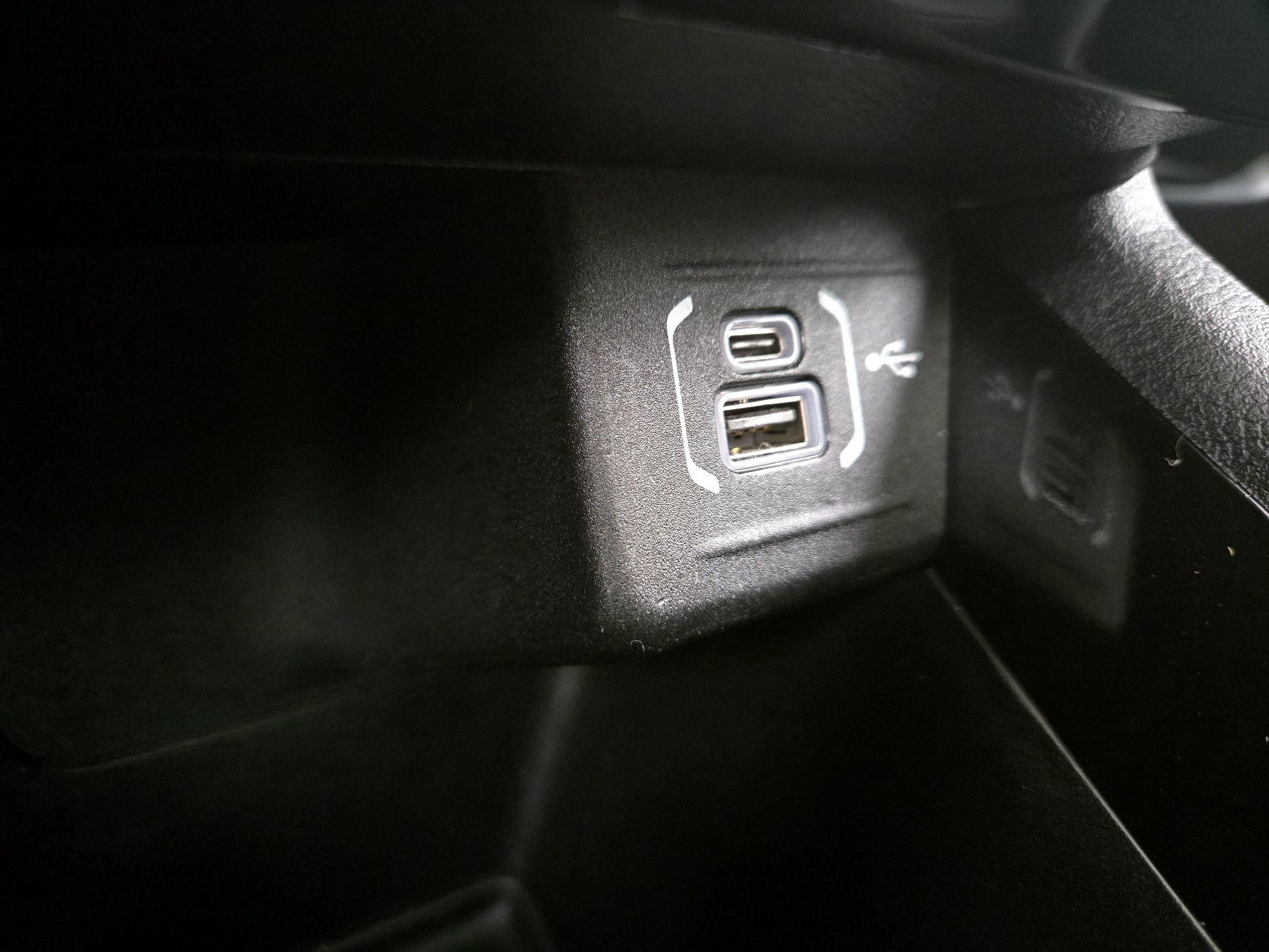 Thumbnail: 2022 Jeep Compass - 19