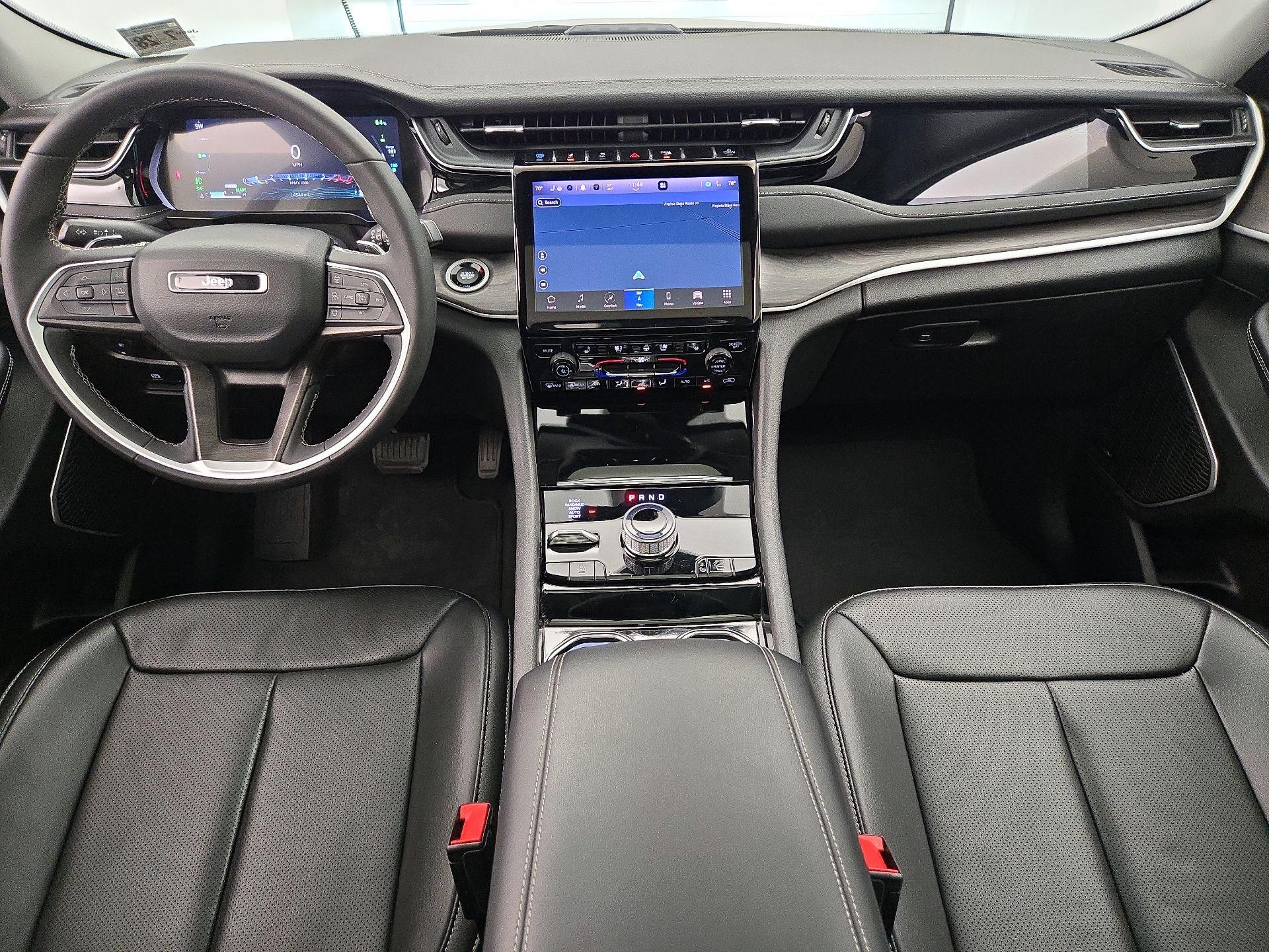 Thumbnail: 2023 Jeep Grand Cherokee - 9
