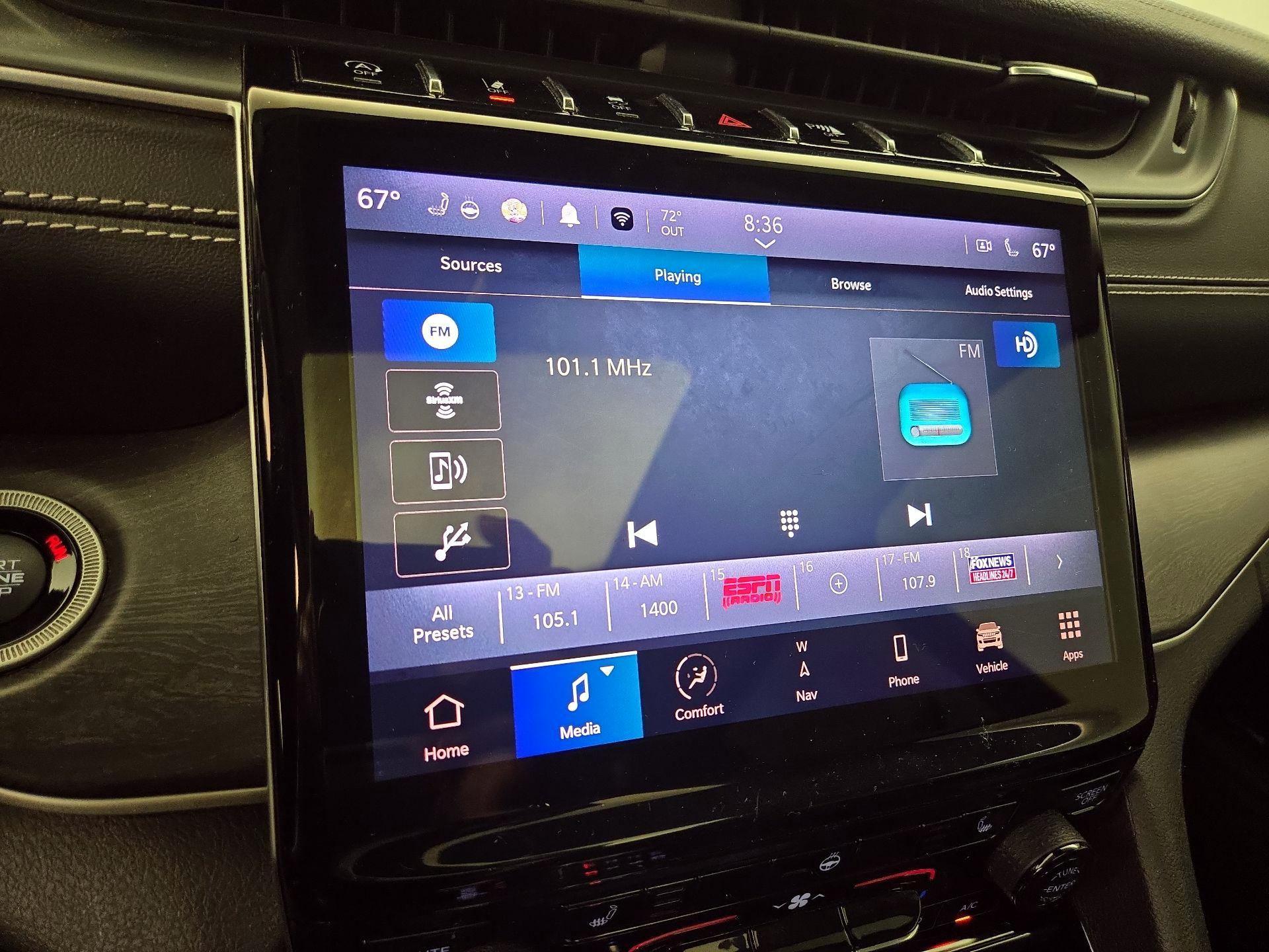 Thumbnail: 2021 Jeep Grand Cherokee L - 16