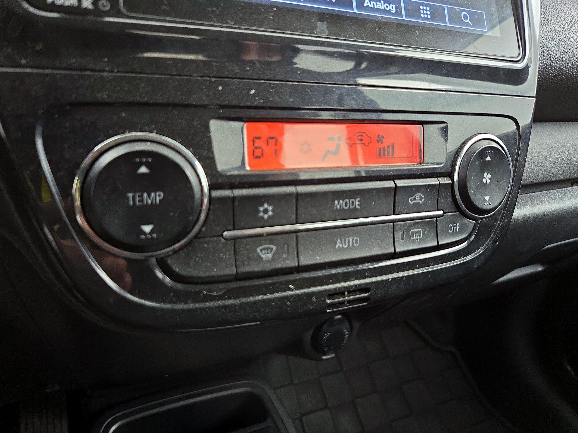 Thumbnail: 2023 Mitsubishi Mirage - 16